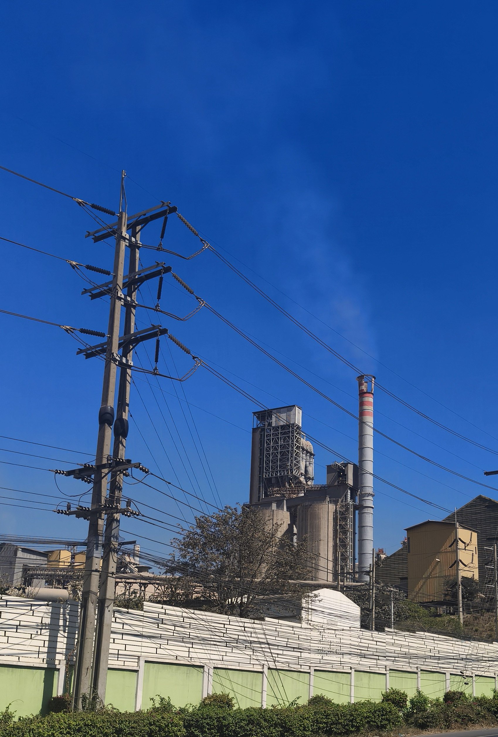 Concrete Factory - Saraburi Thailand - pollution (4).jpg