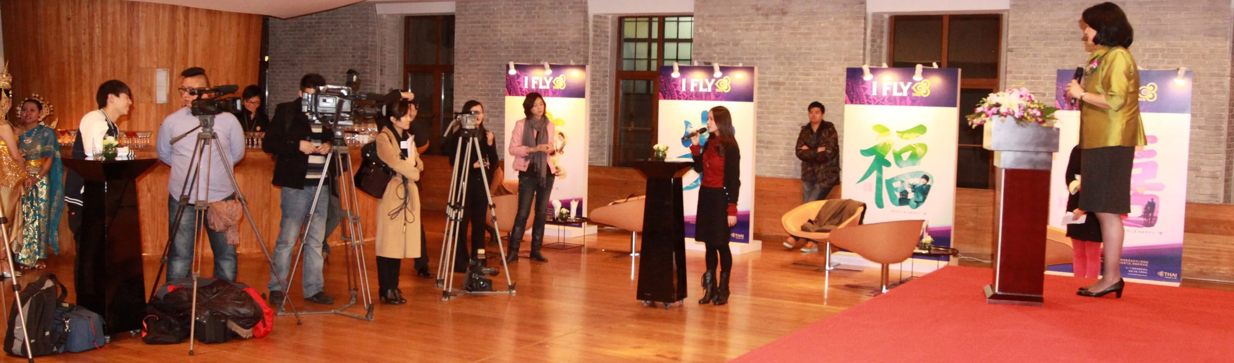 THAI CONSULATE DINNER AND BENEFIT (102).JPG