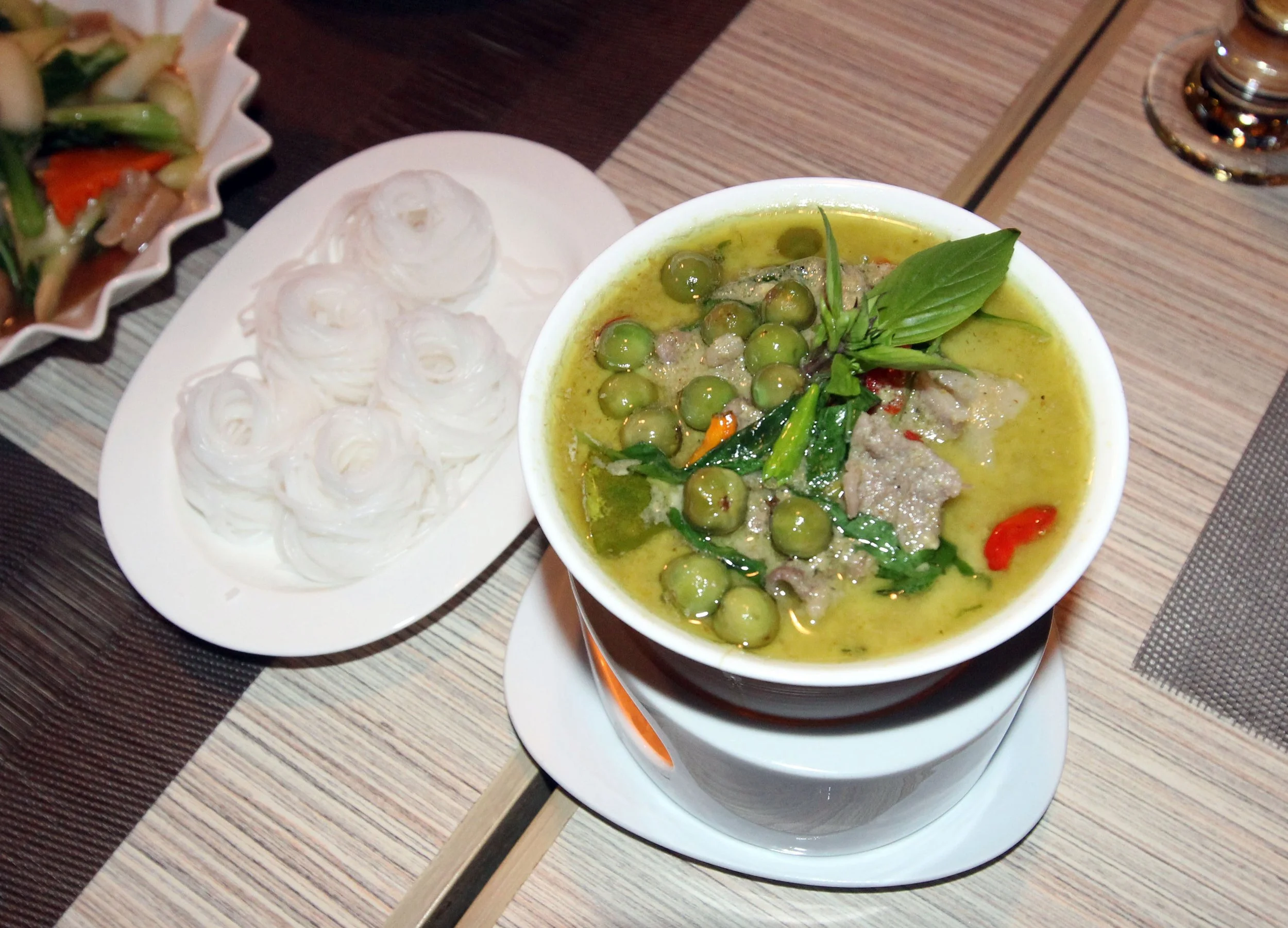 BANGKOK - DINNER WITH JASON - OCTOBER 2014 (14).JPG
