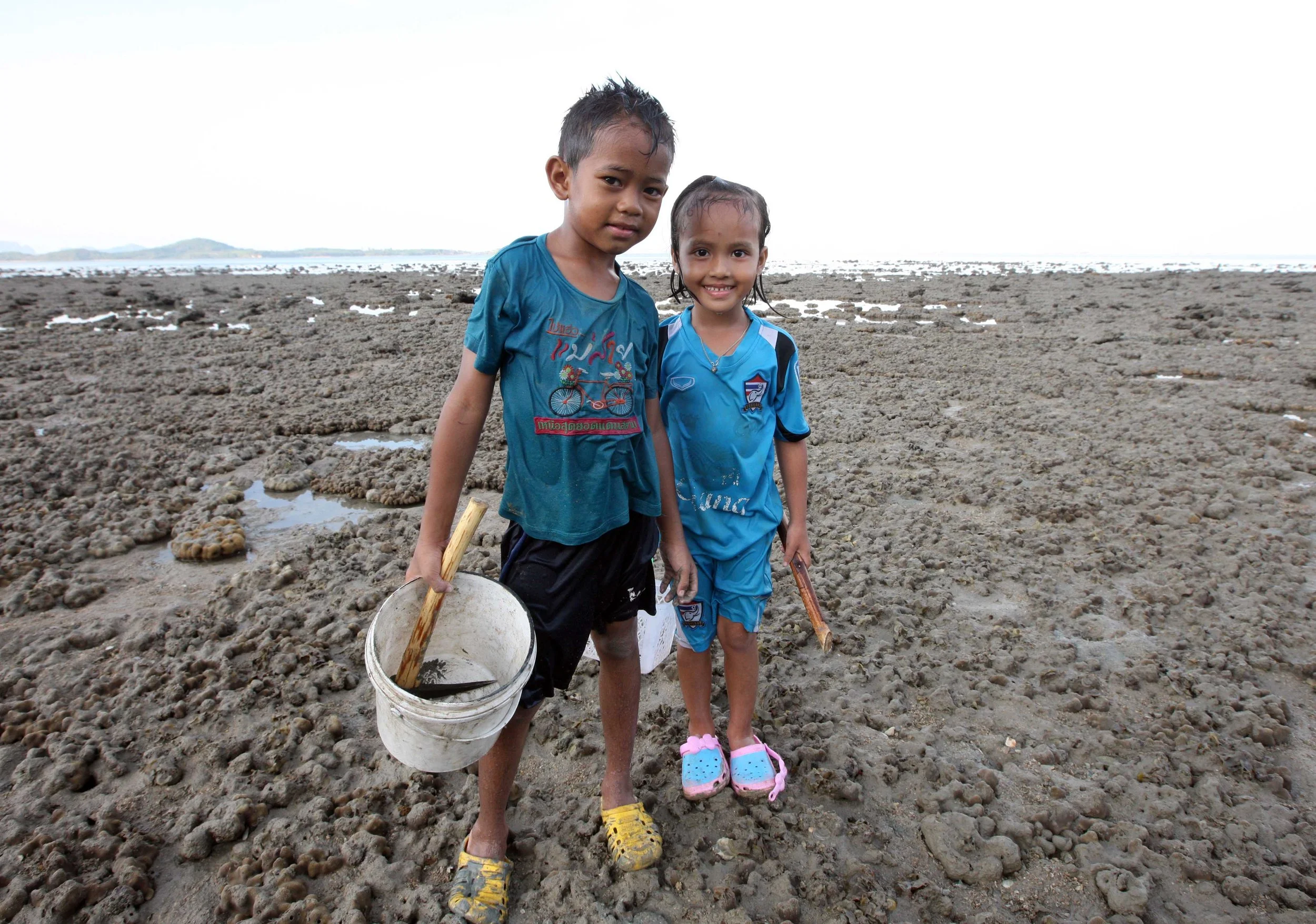 2015 Koh Lanta Songkran with friends from ISB (216).JPG