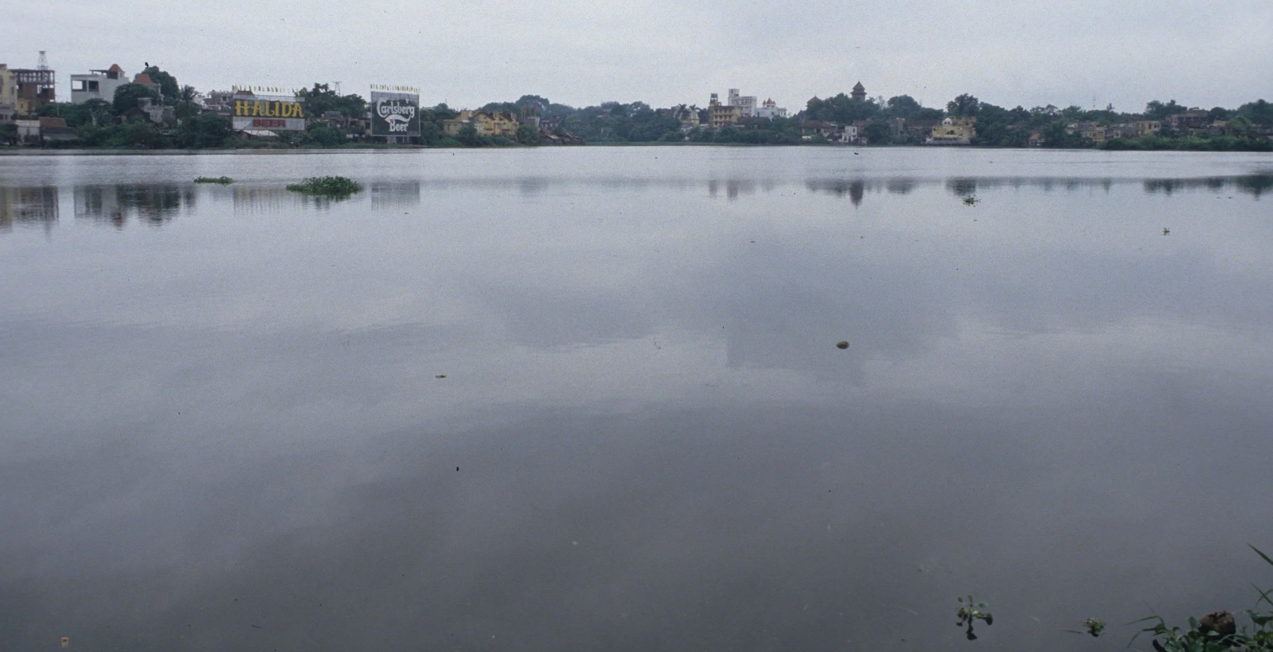 HANOI - TEMPLES AND LAKE (2).jpg