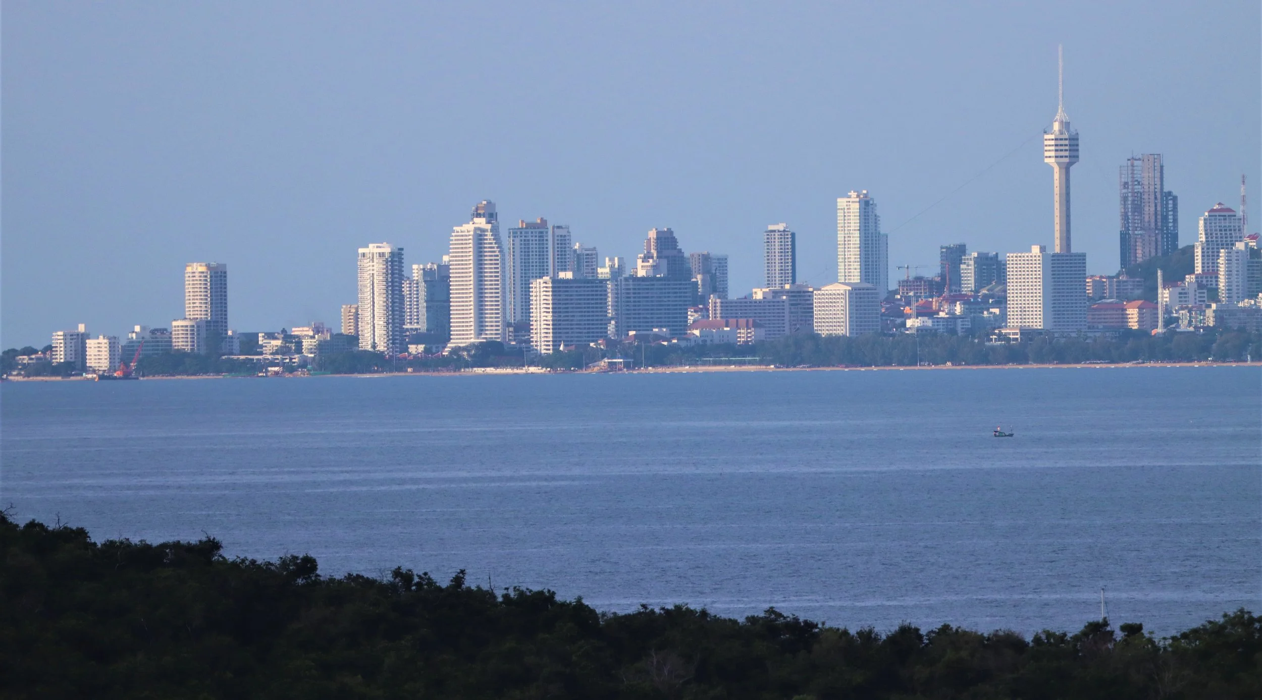 2020 Sai Kaew Beach and Pataya Skyline with Gift and Family (9).jpg