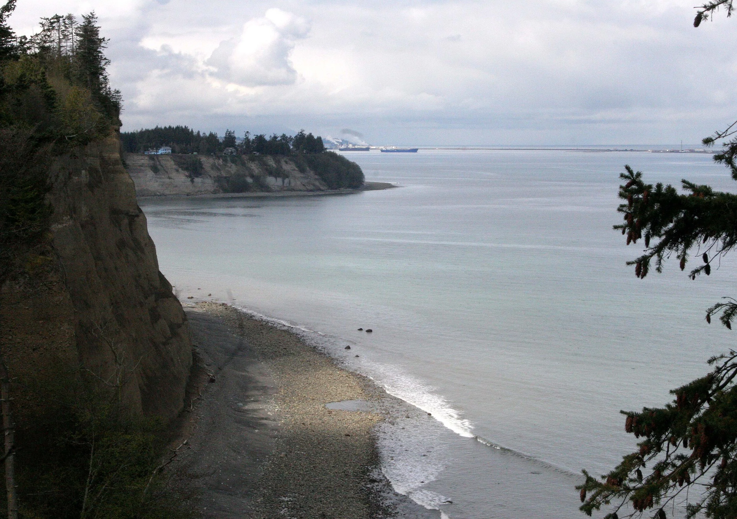 2008-4-19 LAKE FARM TRAILS STROLL.JPG