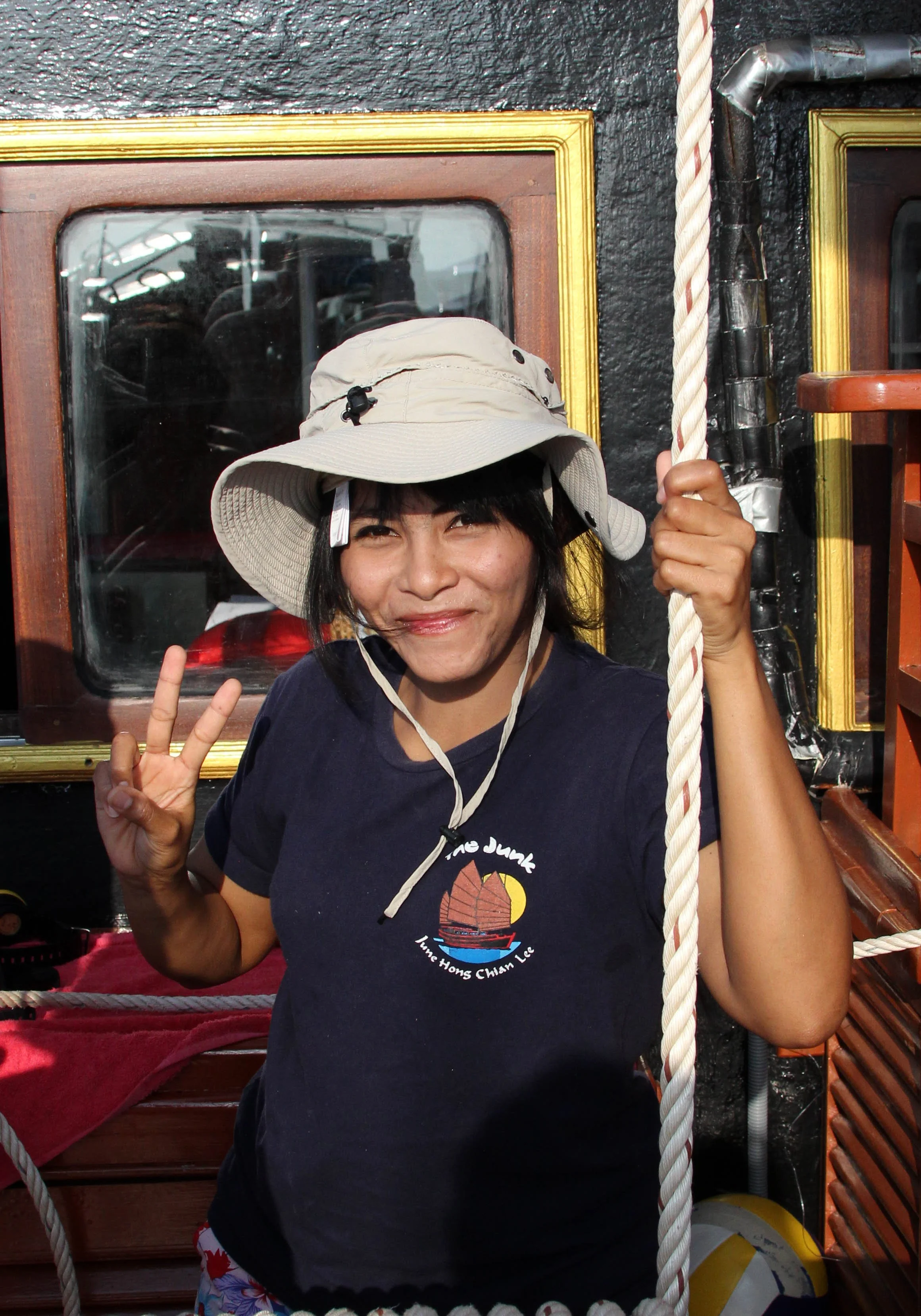 2014 Similans Trip with Family on The Junk (10).JPG