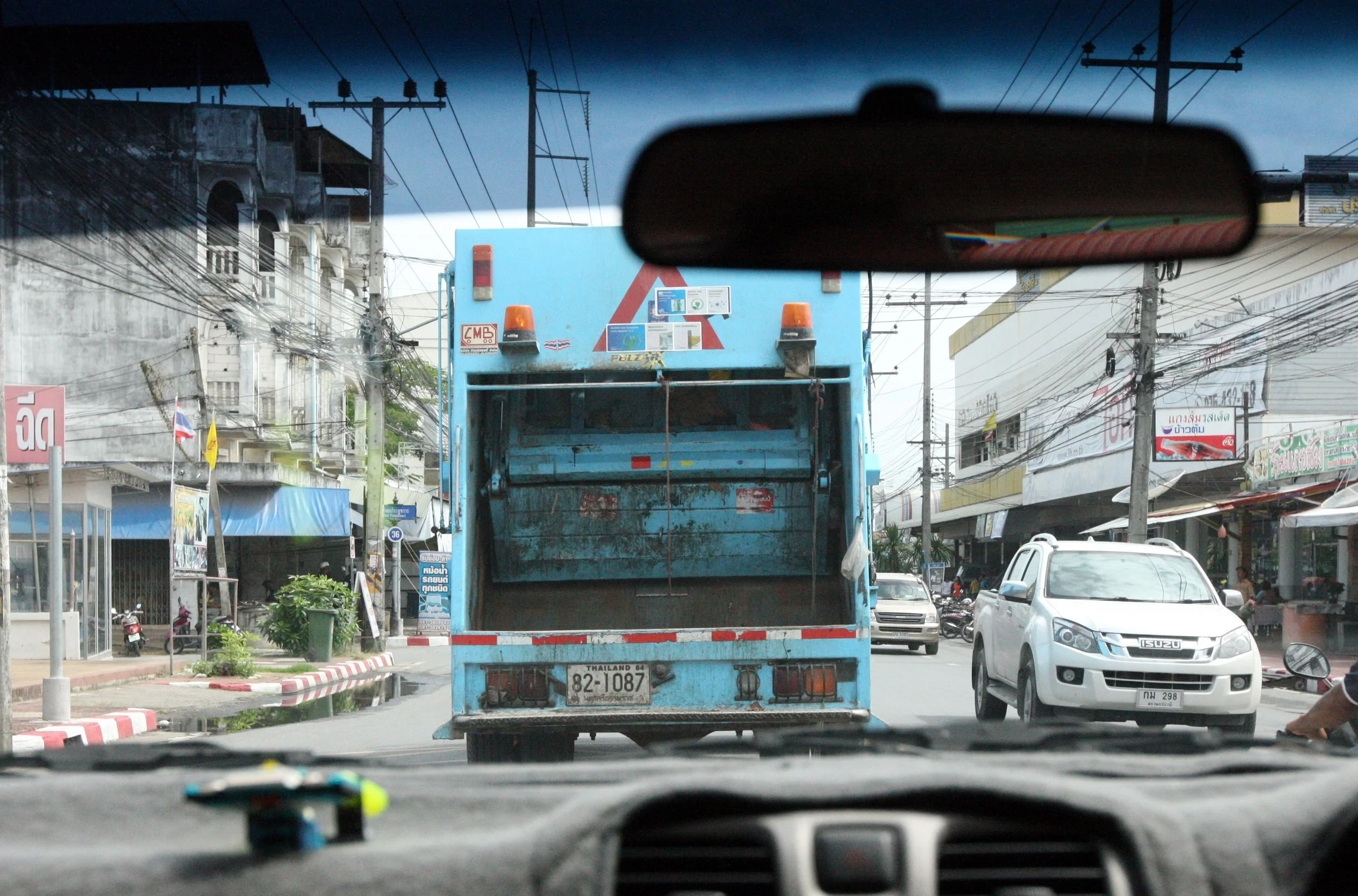 2014 Nakhonsithammarat with Family (13).JPG