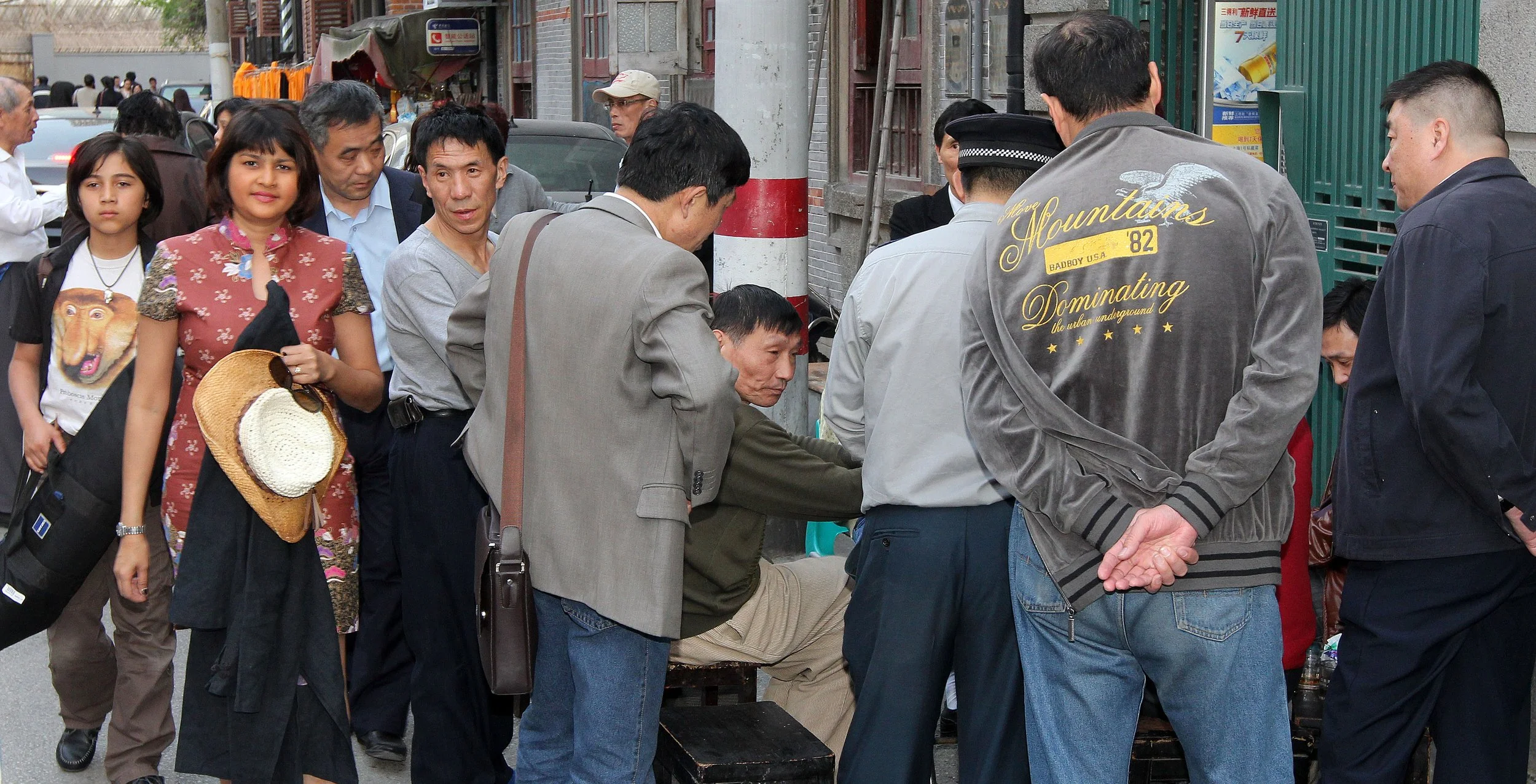 LILONG ALLEYS OFF WEST NANJING ROAD NEAR US CONSULATE - SHANGHAI (120).JPG