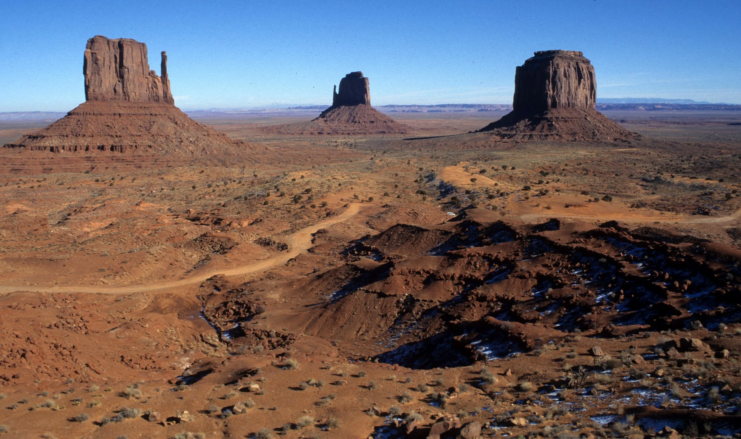 UTAH - MONUMENT VALLEY B (2).jpg