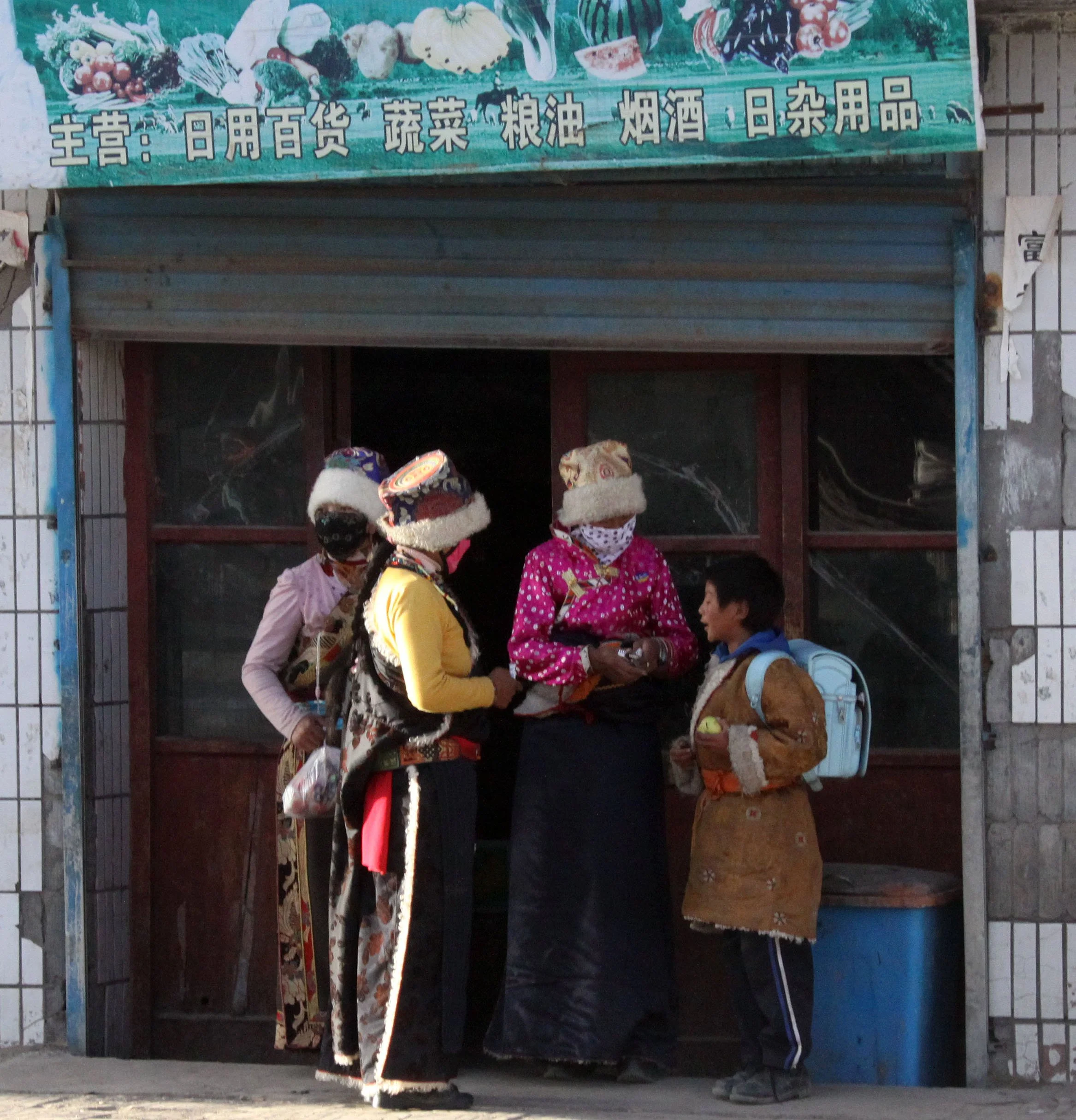 DONG GEI CUO NA LAKE - QINGHAI CHINA (43).JPG