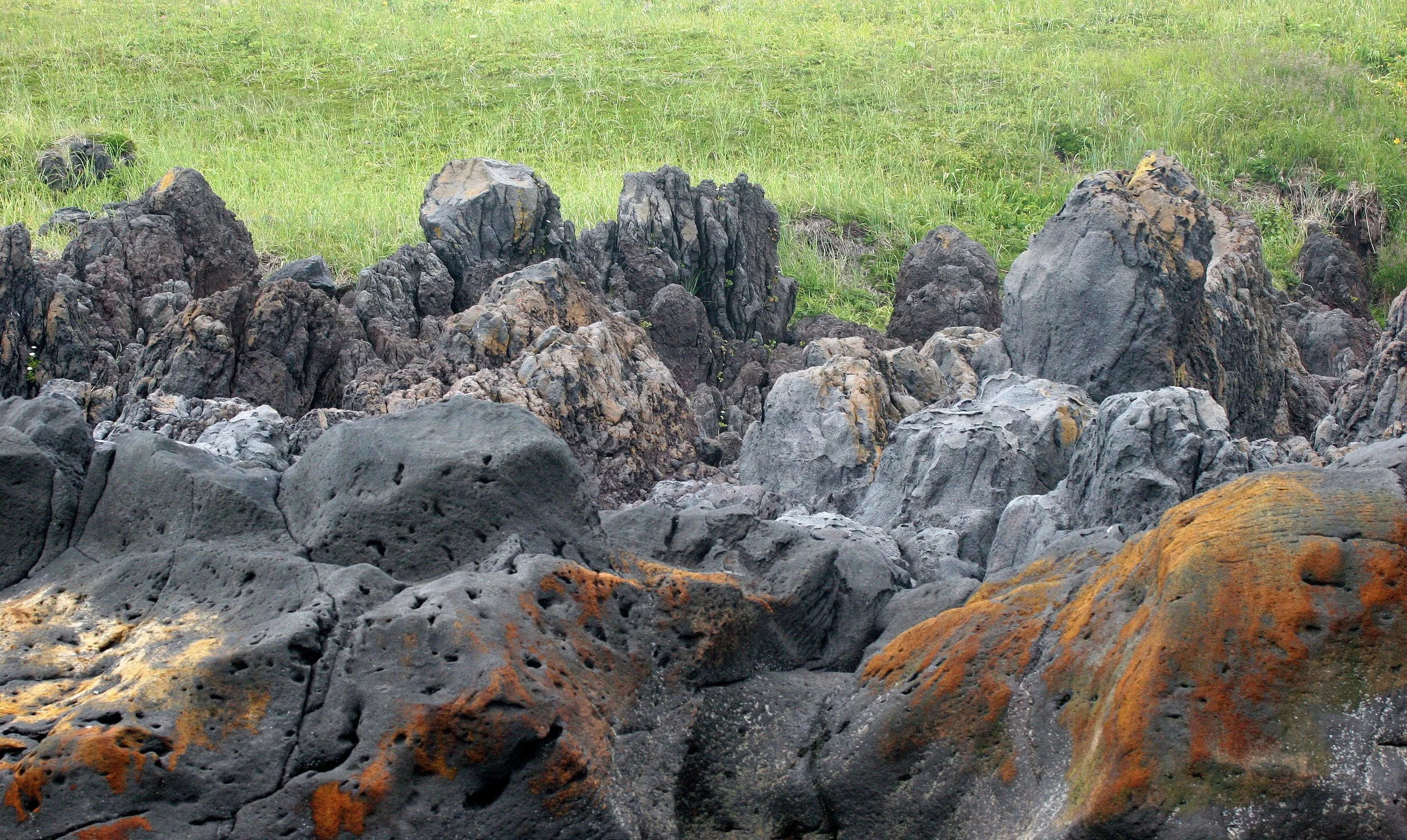 KURIL ISLANDS - VIEWS LANDSCAPES AND GEOLOGY (29).jpg
