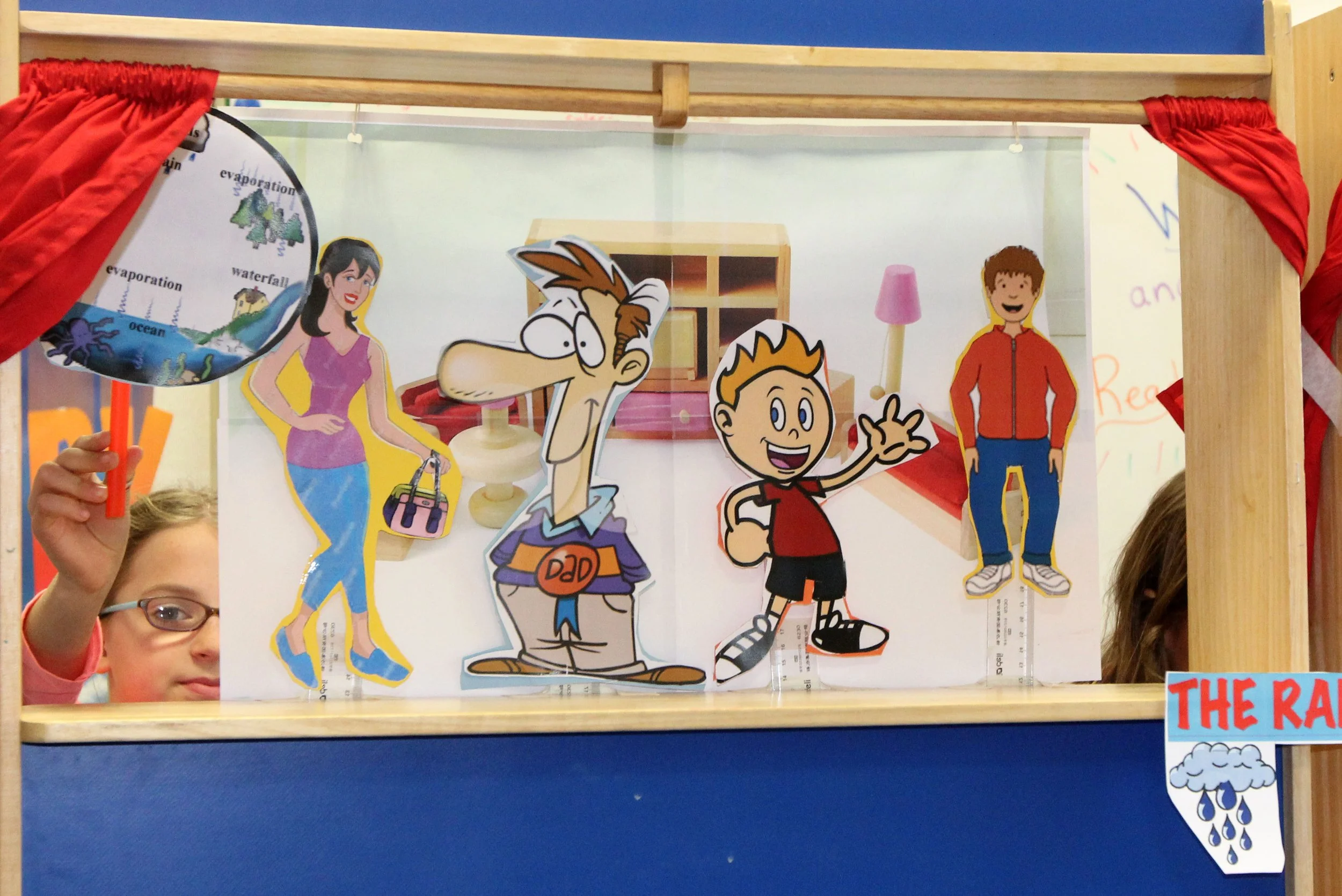 COKIE'S PUPPET SHOW - SAS DECEMBER 2012 (3).JPG