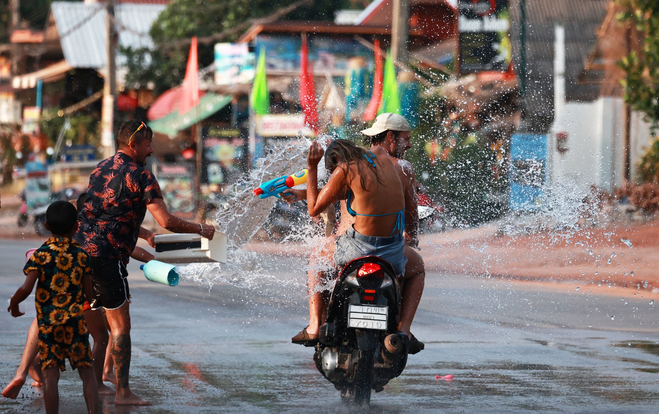 2024 Koh Lanta Songkran  (24).jpg