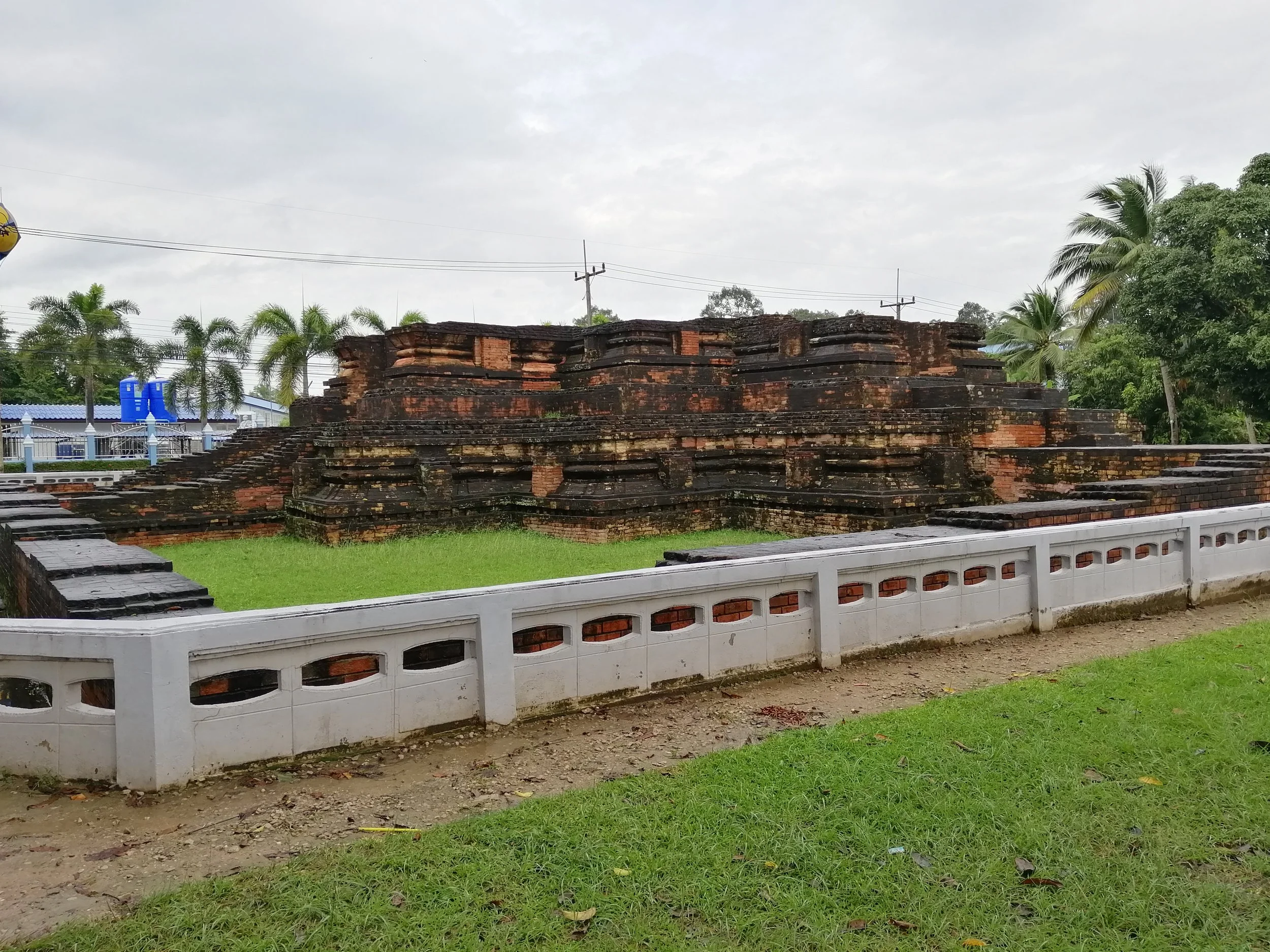 2018 Chaiya Wat Phra Borommathat Chaiya (3).jpg