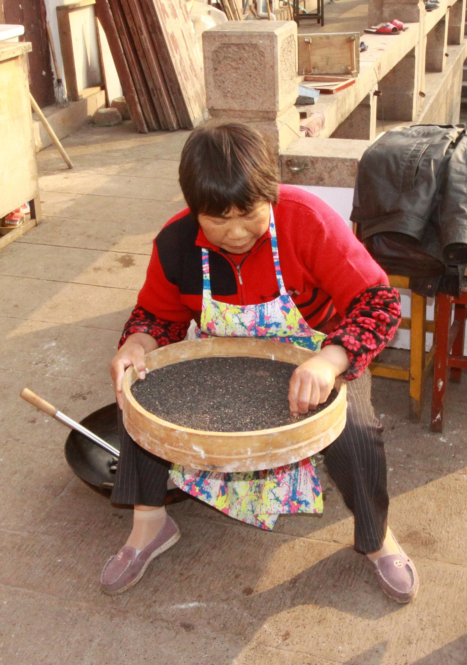 ZHUJIAJIAO WATER TOWN - NOVEMBER 20 2011 (57).JPG
