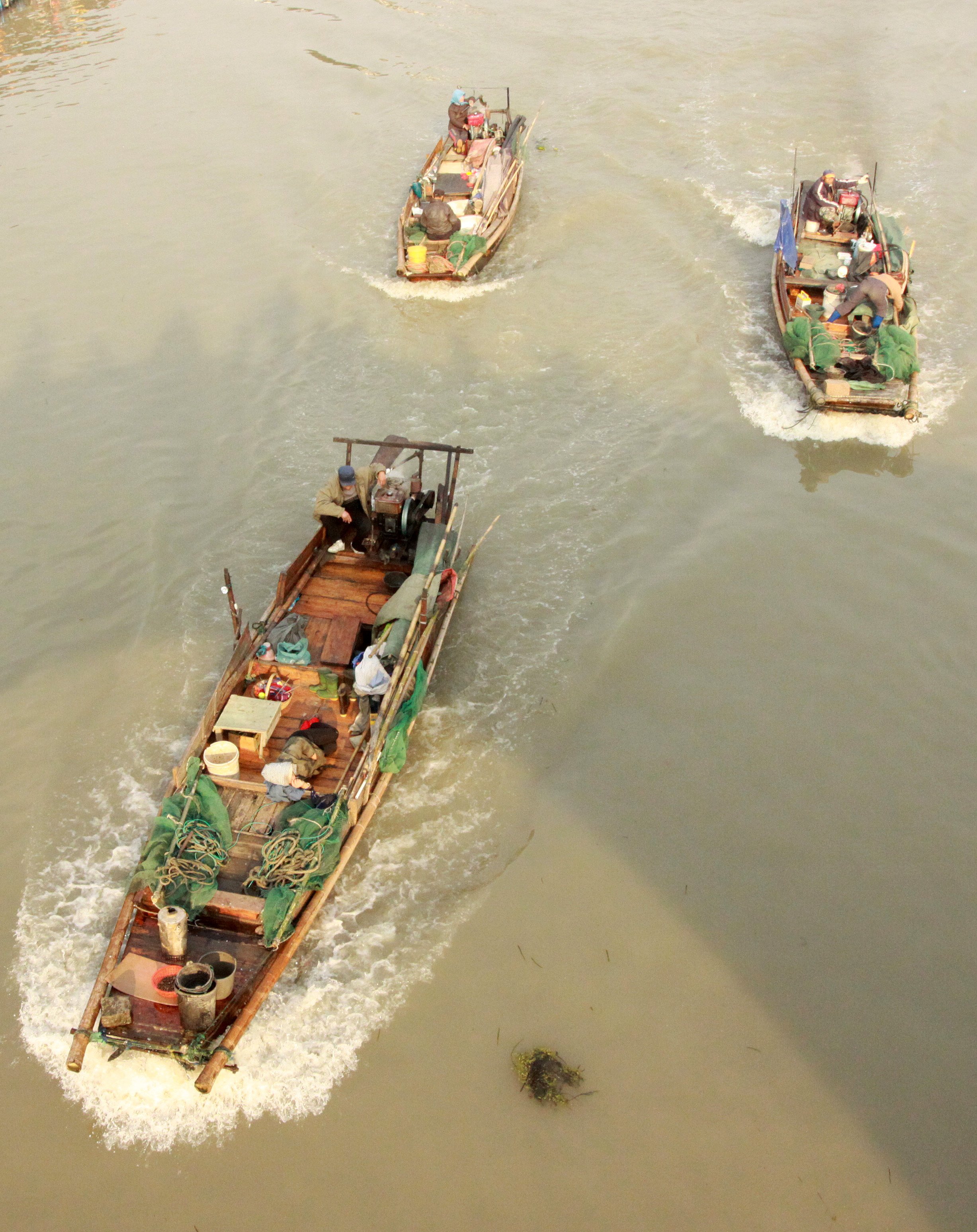 ZHUJIAJIAO WATER TOWN - NOVEMBER 20 2011 (38).JPG