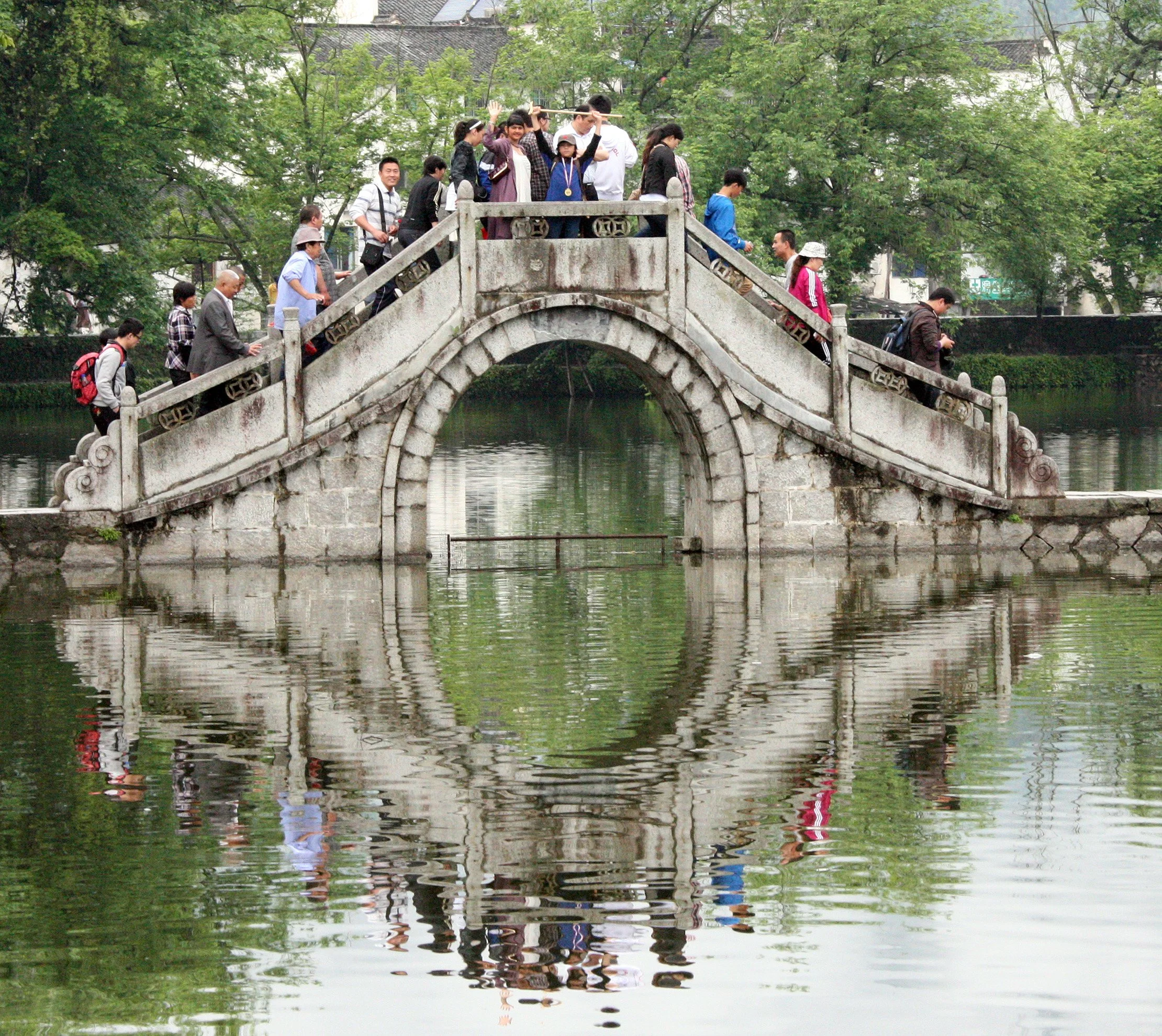 HONGCUN VILLAGE - ANHUI PROVINCE CHINA (38).JPG