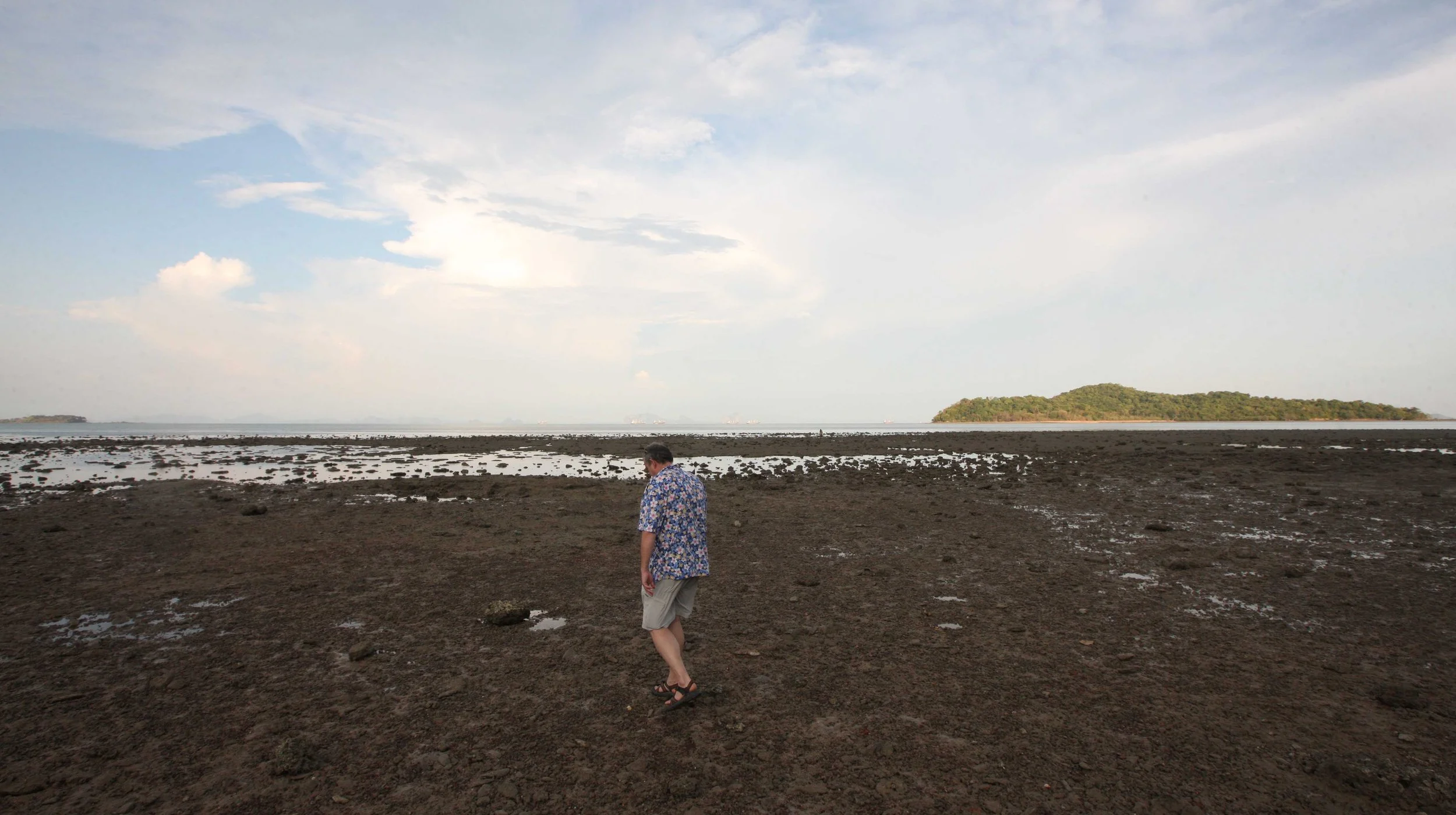 2015 Koh Lanta Songkran with friends from ISB (209).JPG