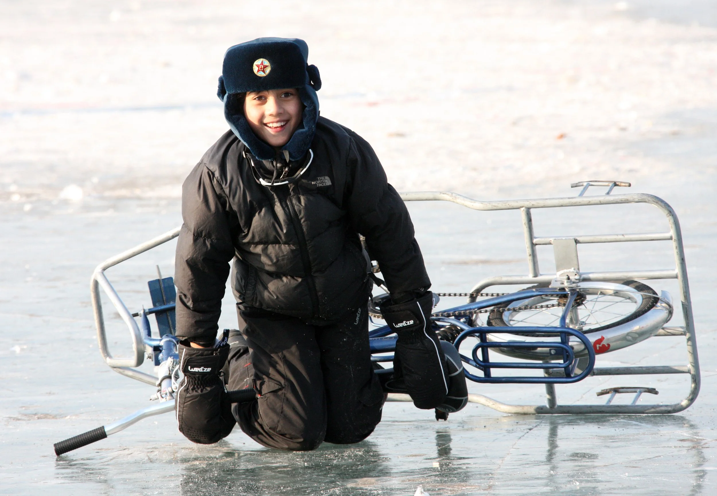 SONGHUA RIVER HARBIN CHINA - ACTIVITY ZONE! (38).JPG