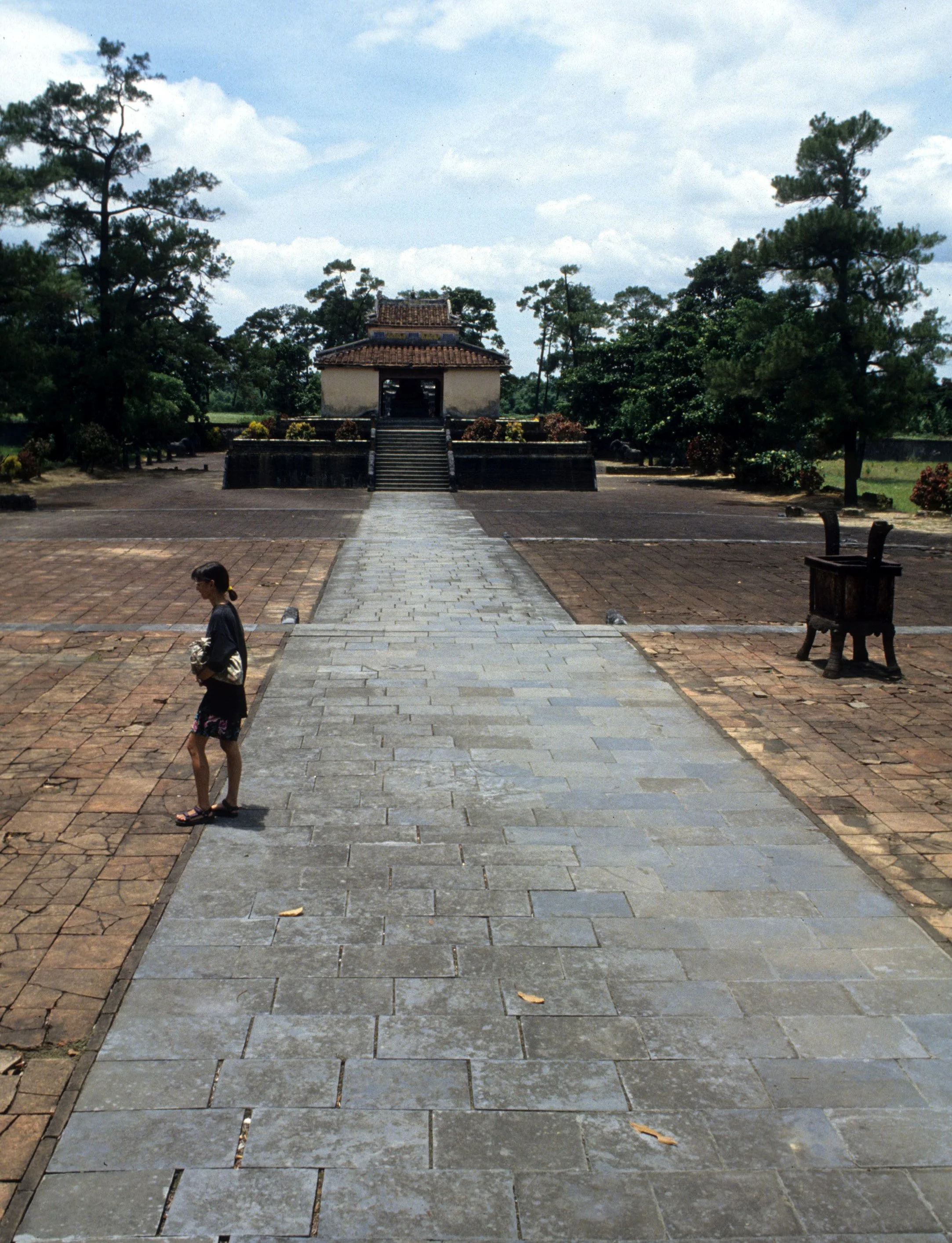 HUE - TU DUC TOMBS.jpg