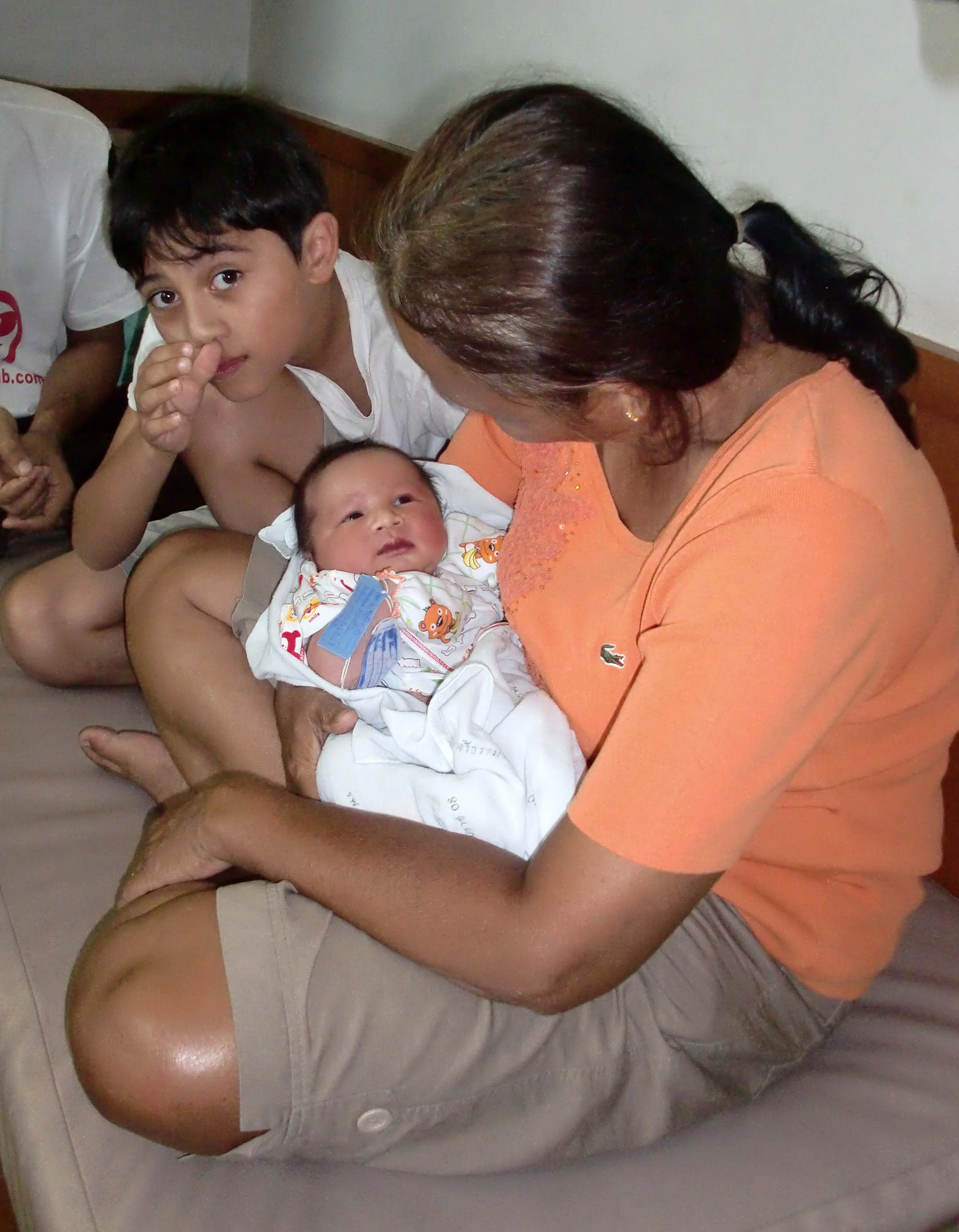 2011 Nakhonsithammarat Kak's Kid's Birth (14).JPG