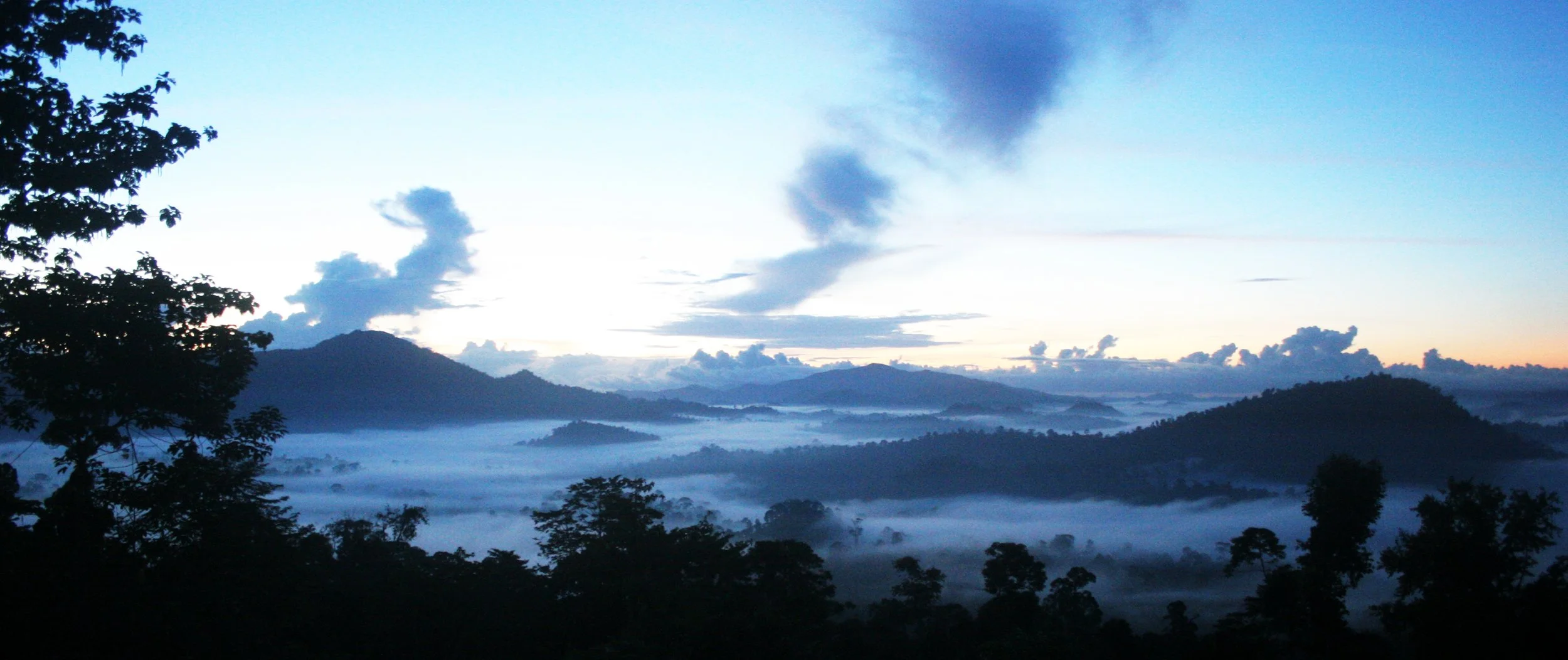 DANUM VALLEY BORNEO - SUNRISE OVER THE DANUM (3).JPG