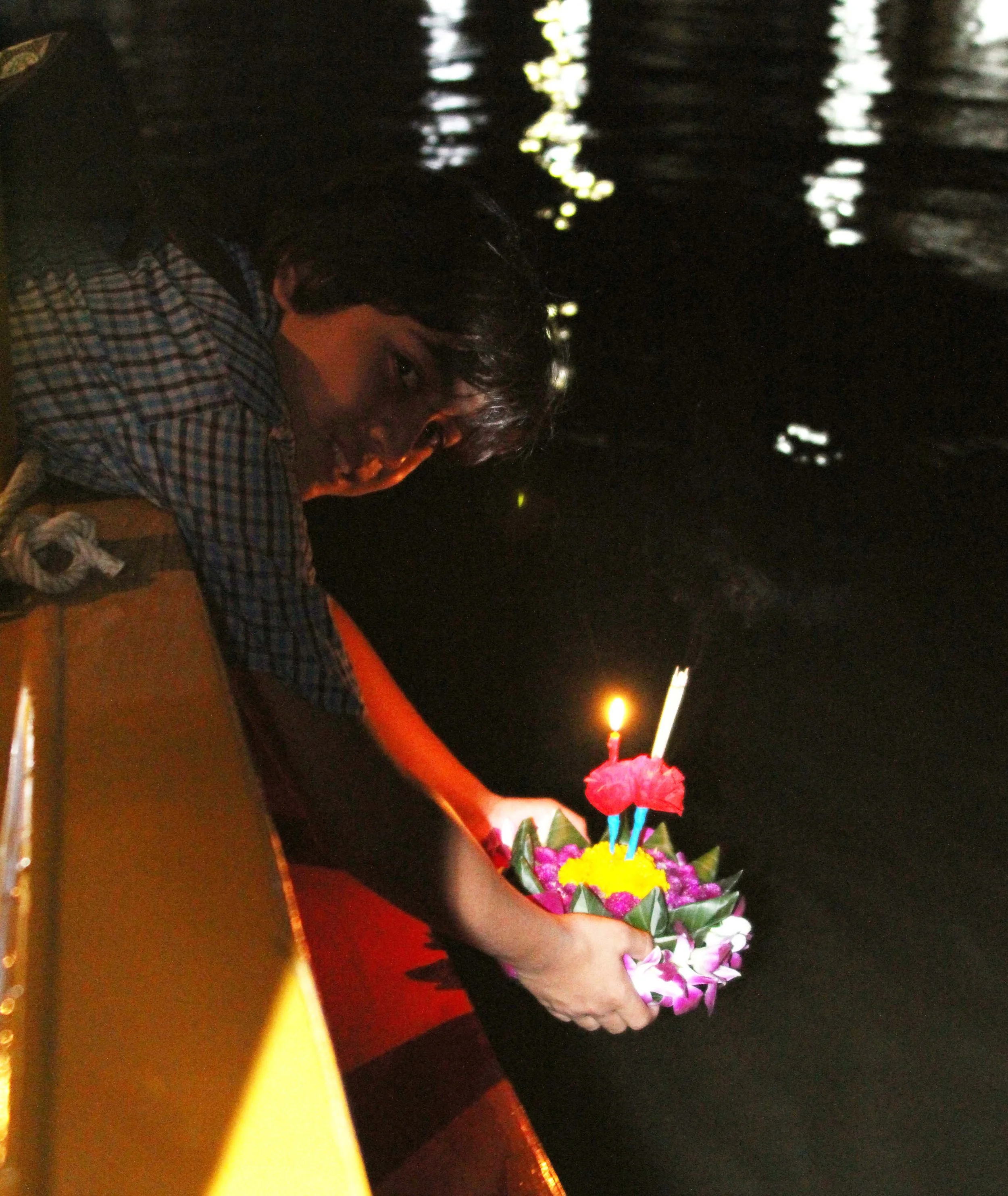 2013 Loy Krathong in Bangkok (41).JPG
