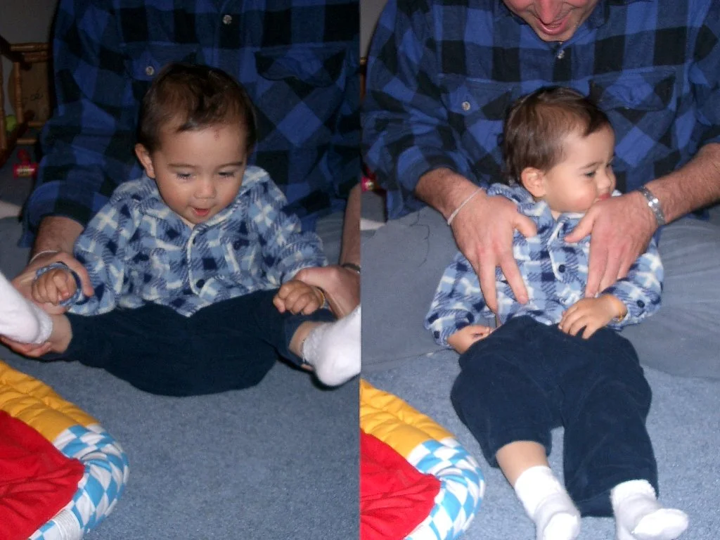 2003-11-16 COKIE PLAYING AT HOME (16).JPG