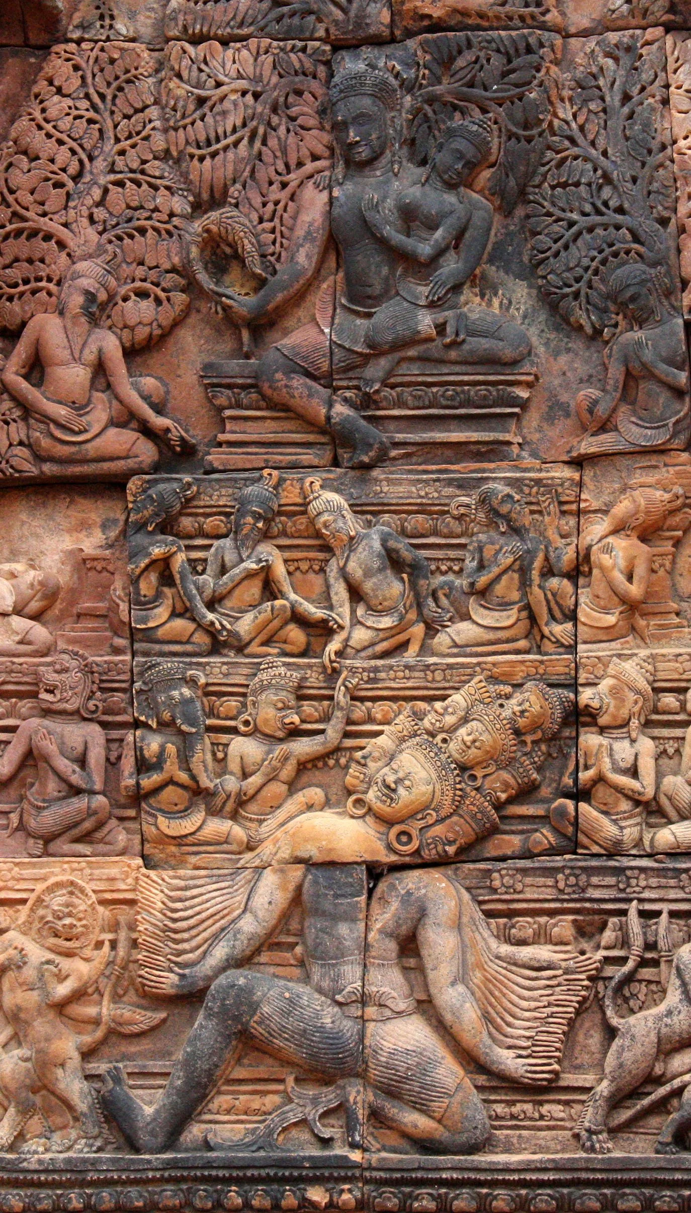BANTEAY SREI TEMPLE CAMBODIA - JULY 2010 (26).JPG