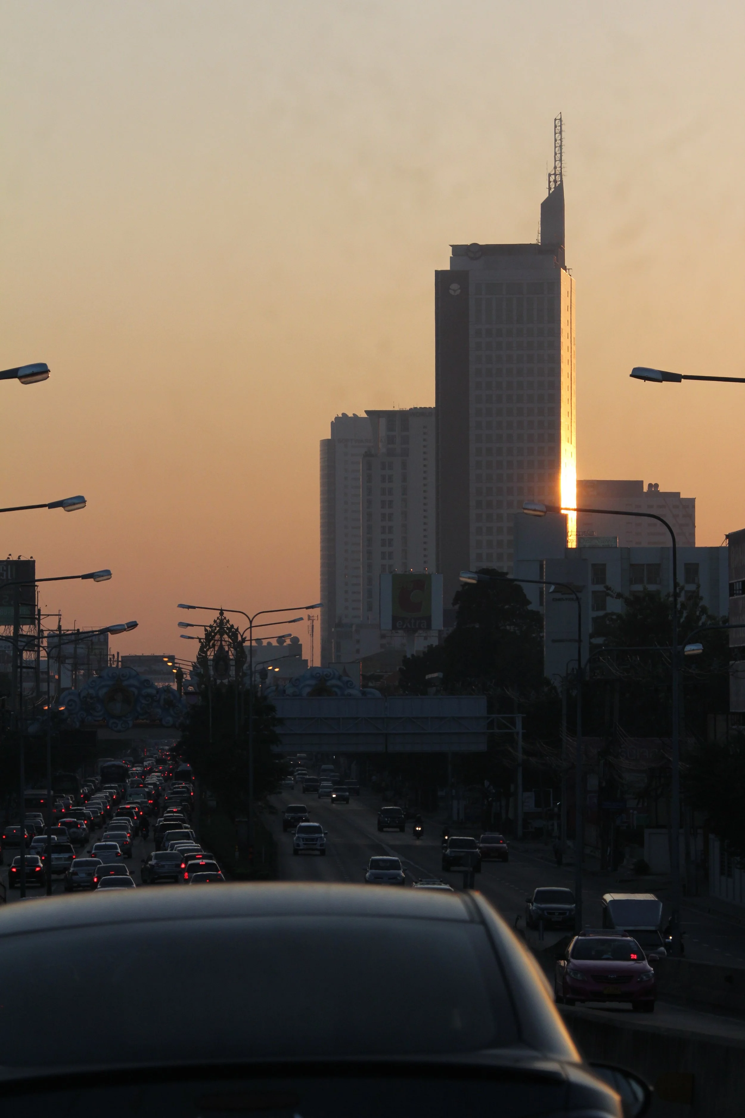 2015 Bangkok Sunset (19).JPG