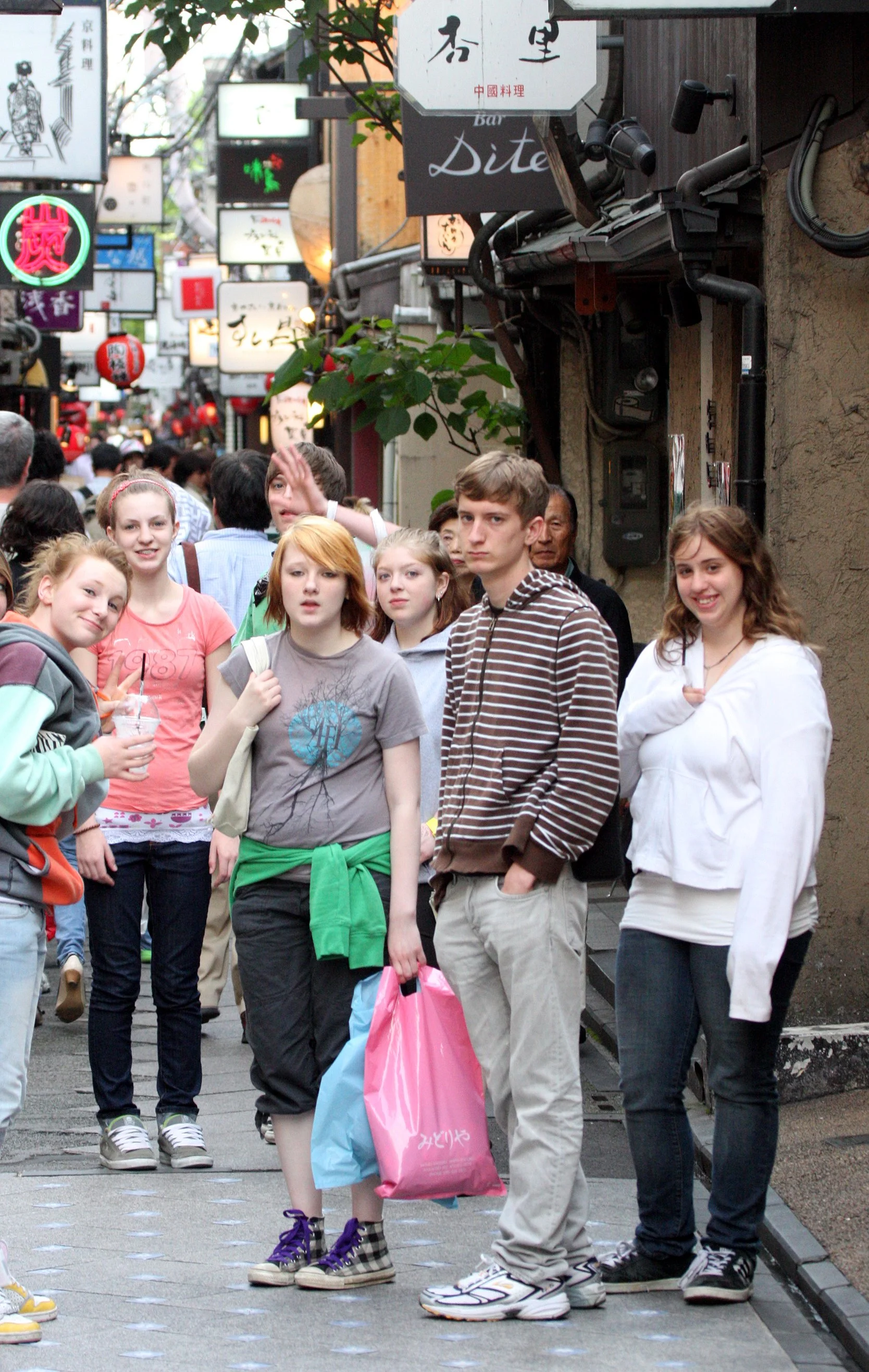 KYOTO - MAY 2009 - CITY SCENES AND LANDSCAPES (12).JPG