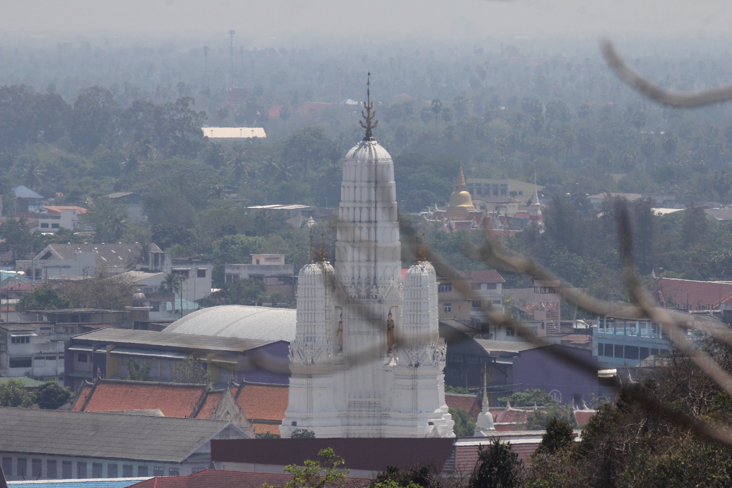 2020 - Petchaburi Temple (71).JPG