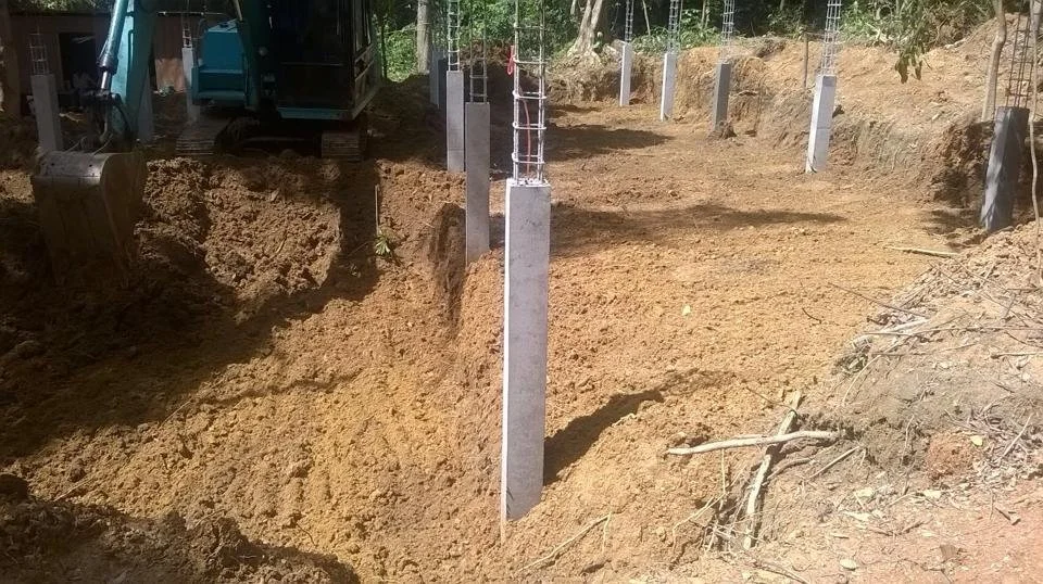 2013 Lanta Building Project Early Days (19).jpg