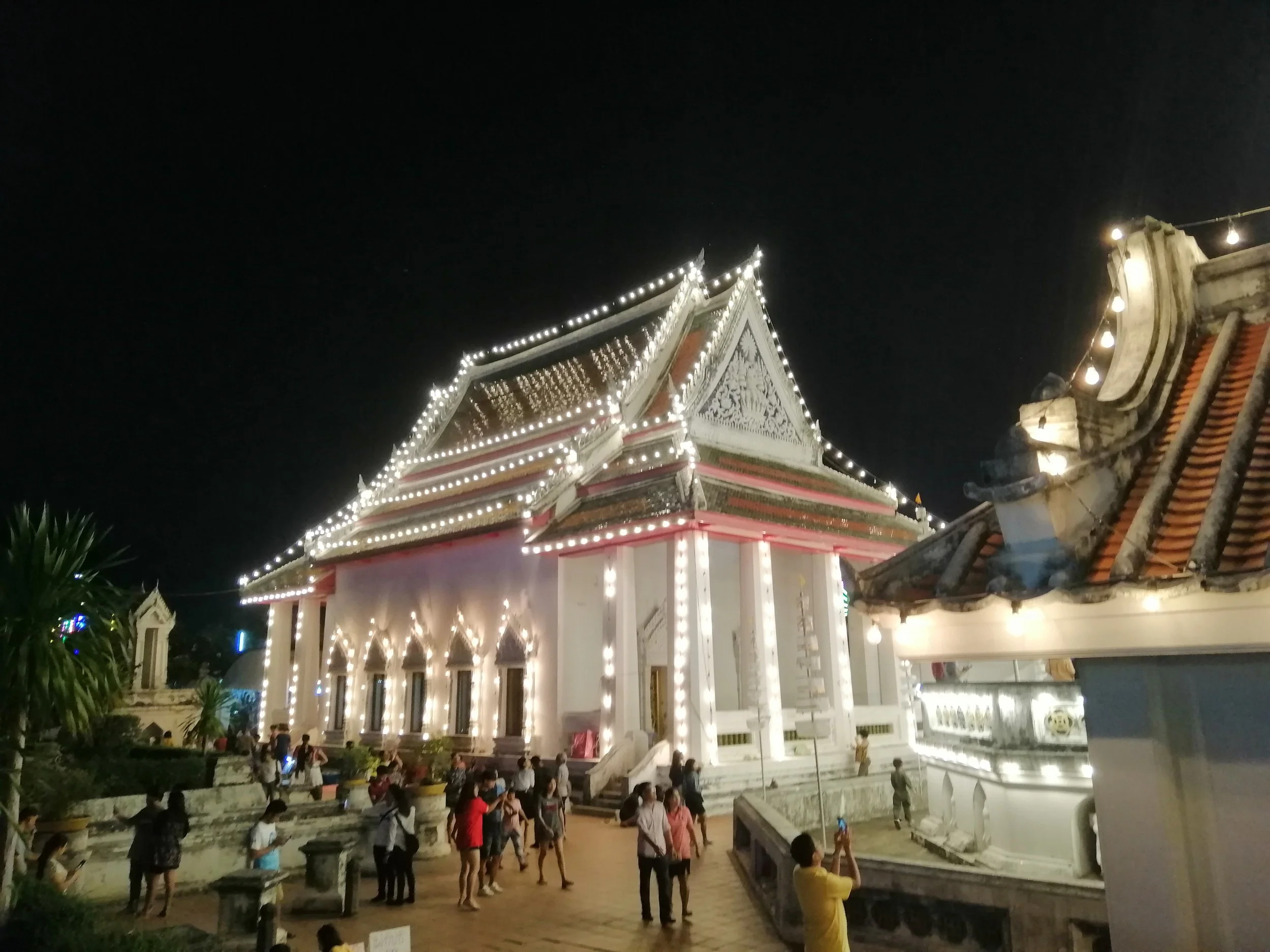 2019 Samut Prakan - Phra Samut Chedi(111).jpg