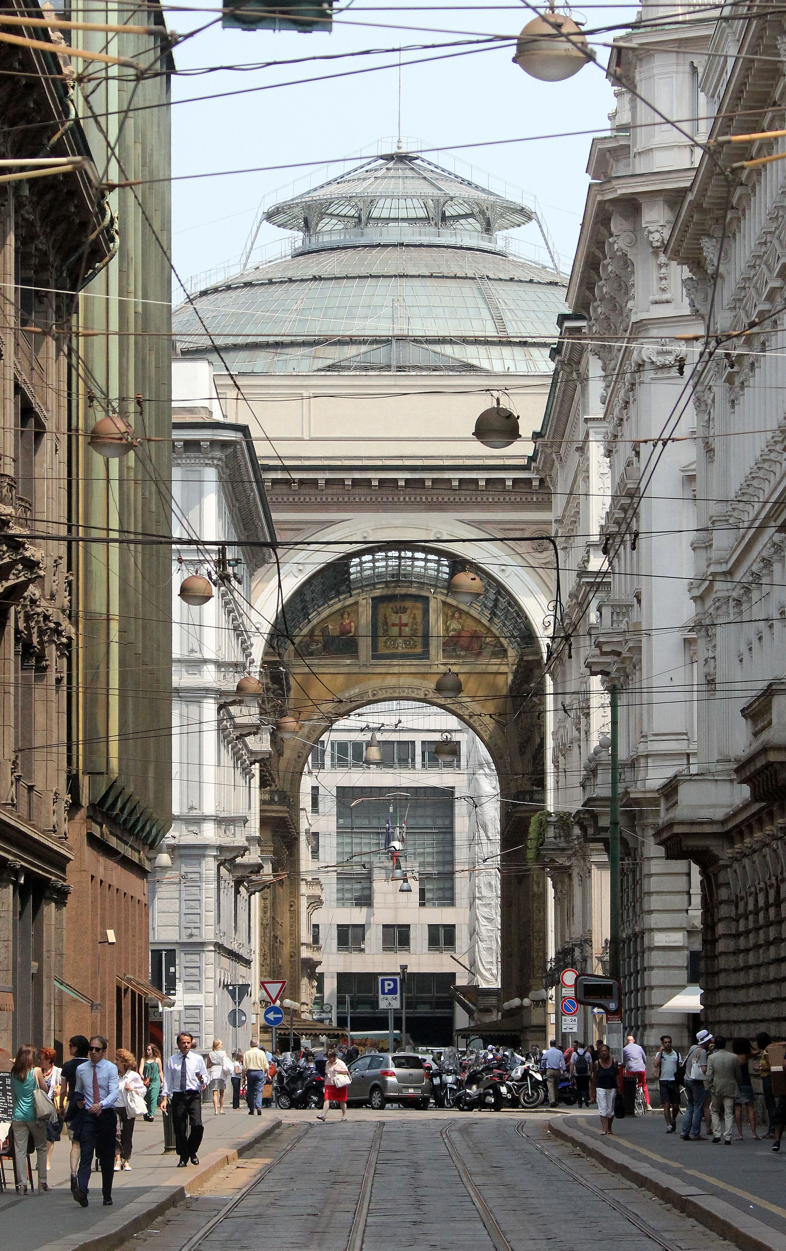 MILAN ITALY -  (18).JPG