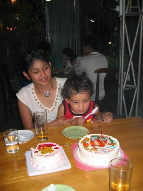 2005 Nakhonsithammarat with Family (46).jpg