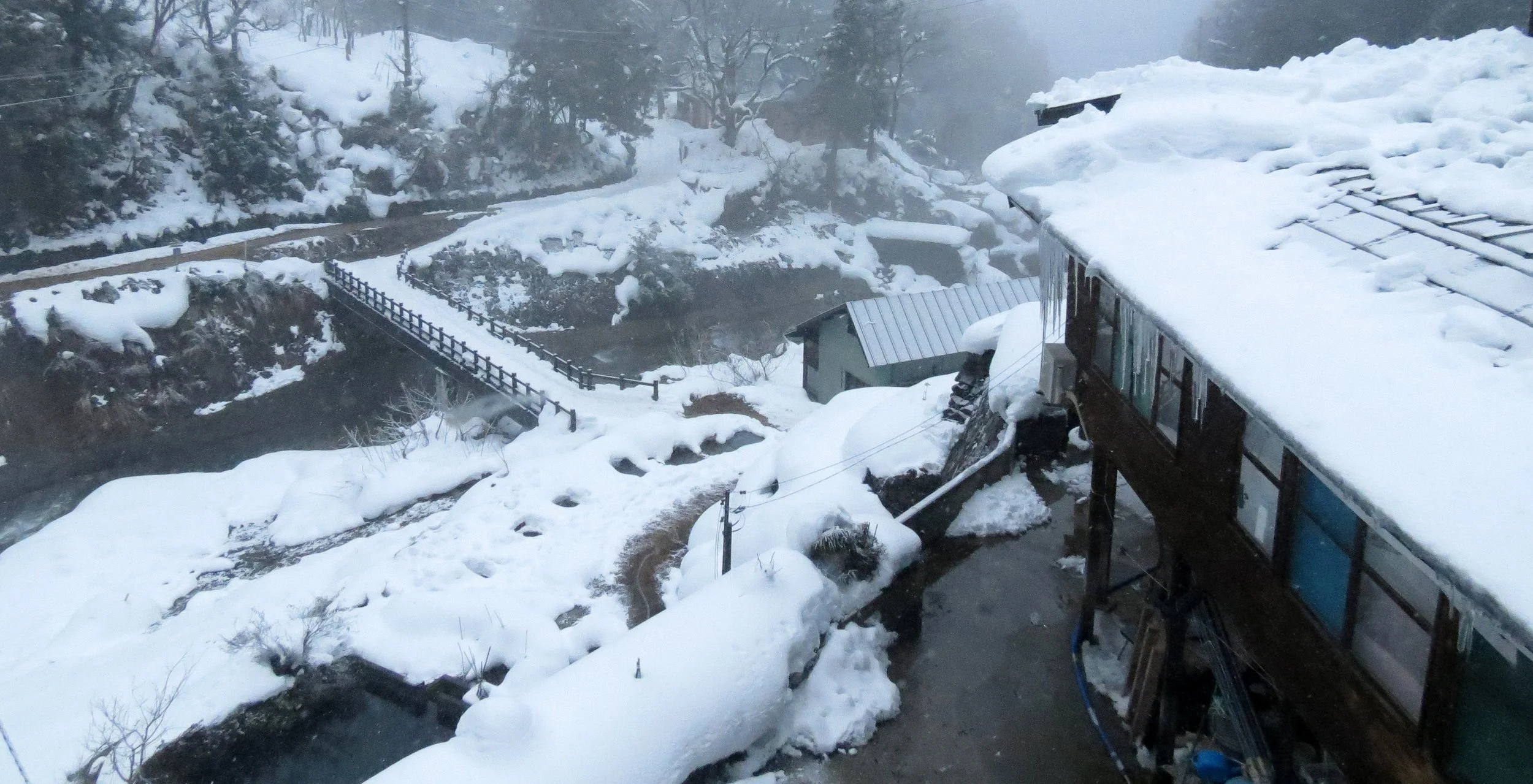 JIGOKUDANI ONSEN - KORAKUKAN RYOKAN - NAGANO PREFECTURE JAPAN (10).JPG