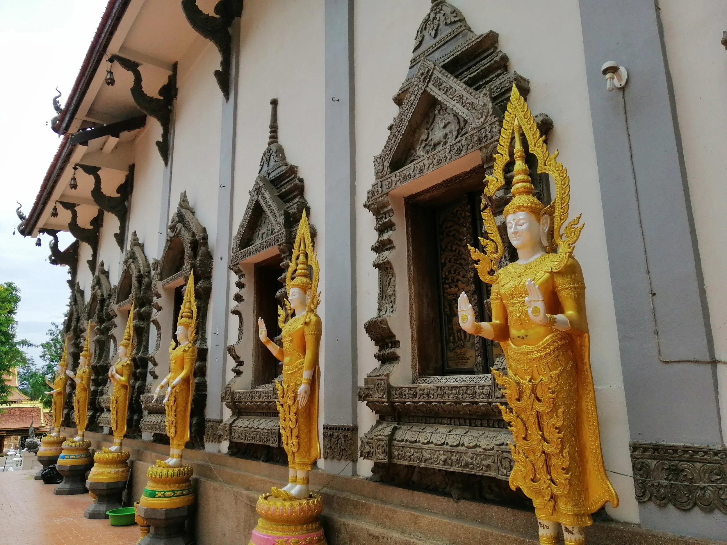 2020 Chiang Saen Wat Phra That Pha Ngao Summer Road Trip (6).jpg