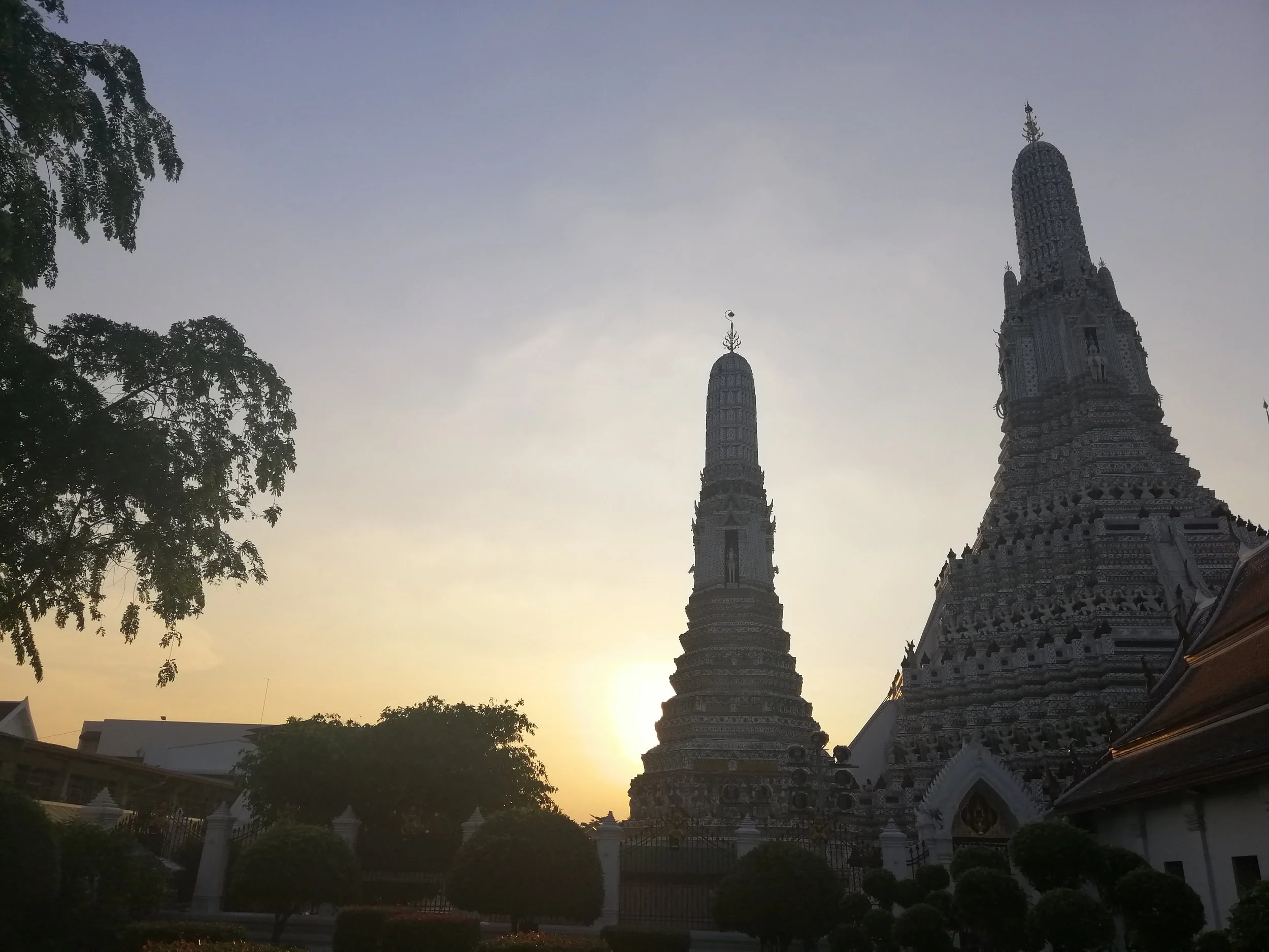 2018 Pics with Gift in Thailand (246).jpg
