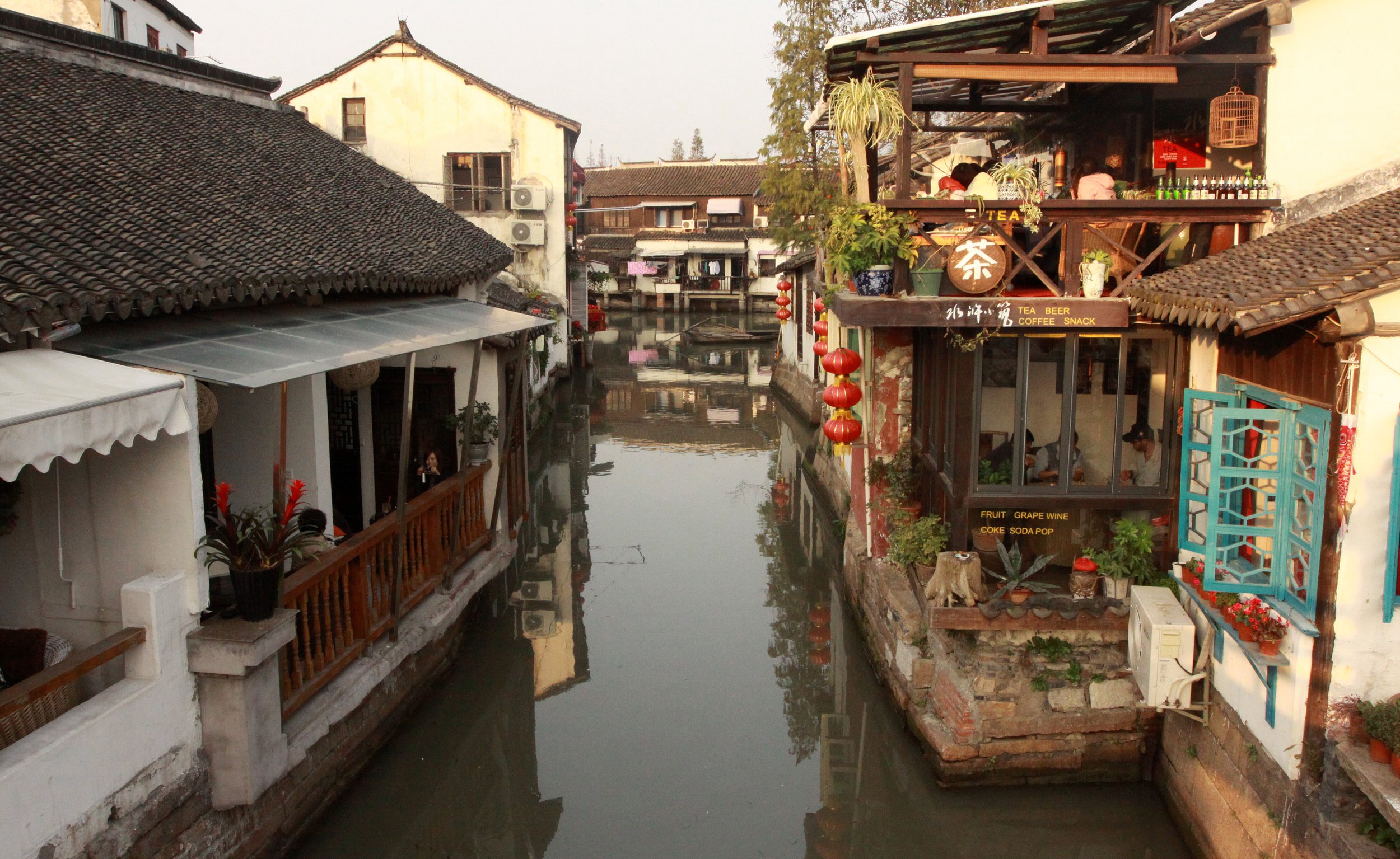 ZHUJIAJIAO WATER TOWN - NOVEMBER 20 2011 (163).JPG