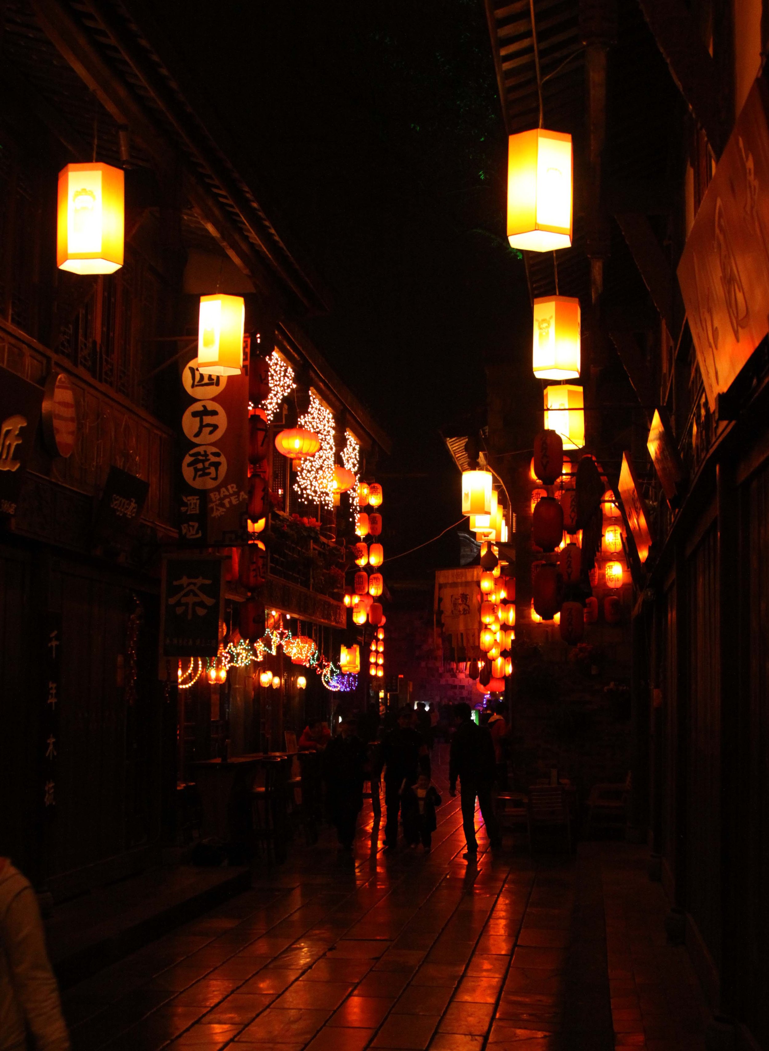 CHENGDU - JINLI STREET AND OLDTOWN - SICHUAN CHINA (8).JPG