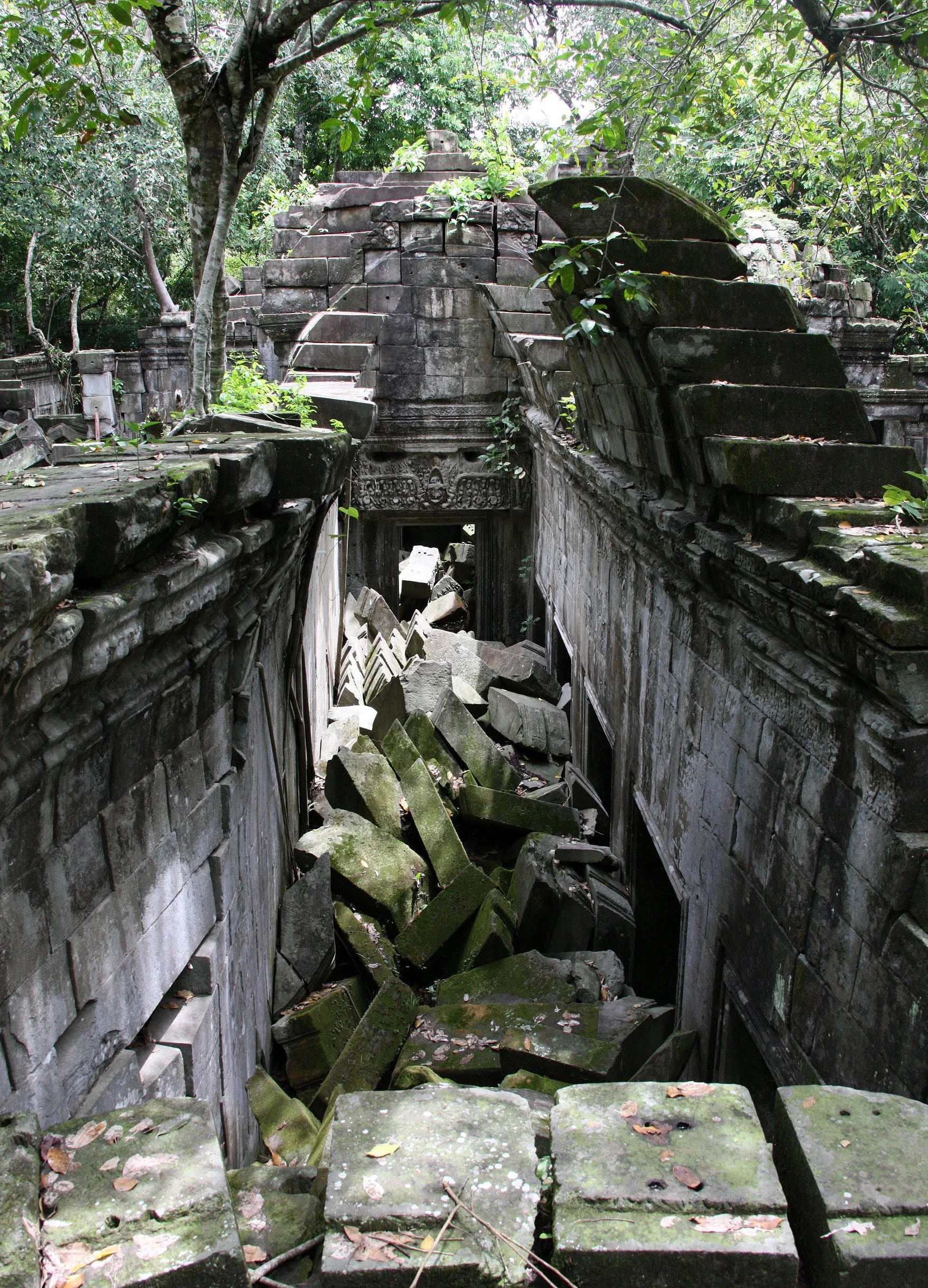 BENG MEALEA - CAMBODIA - JULY 2010 (35).JPG