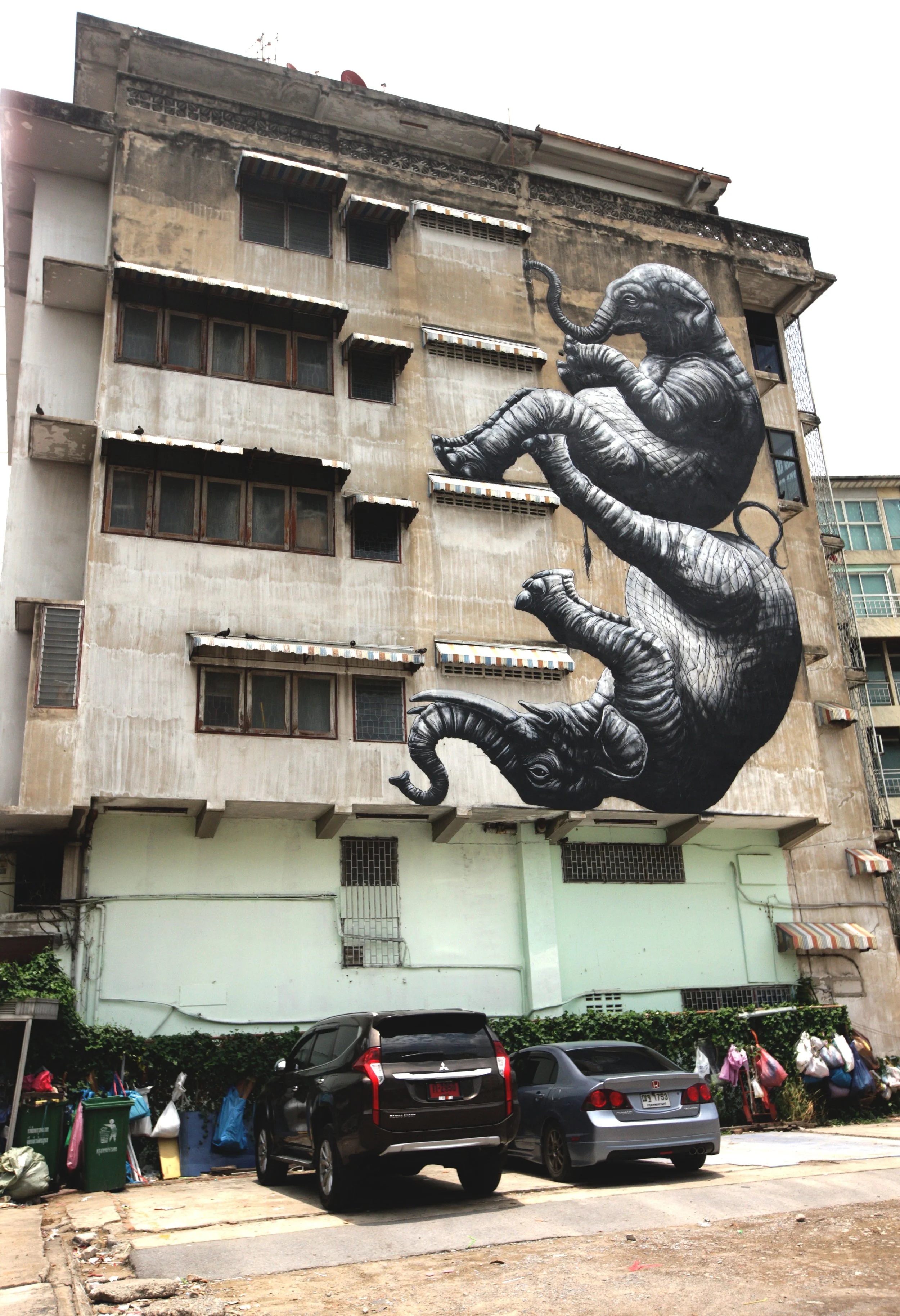 2017 Graffiti Tour in Bangkok (354).JPG