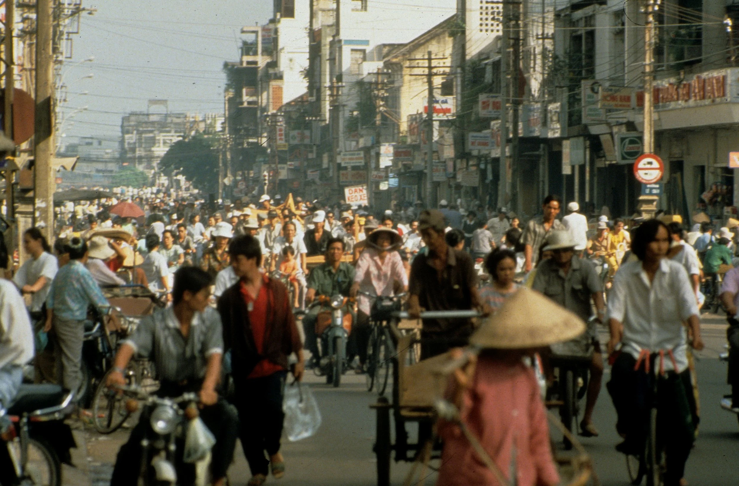 SAIGON - RUSH HOUR.jpg