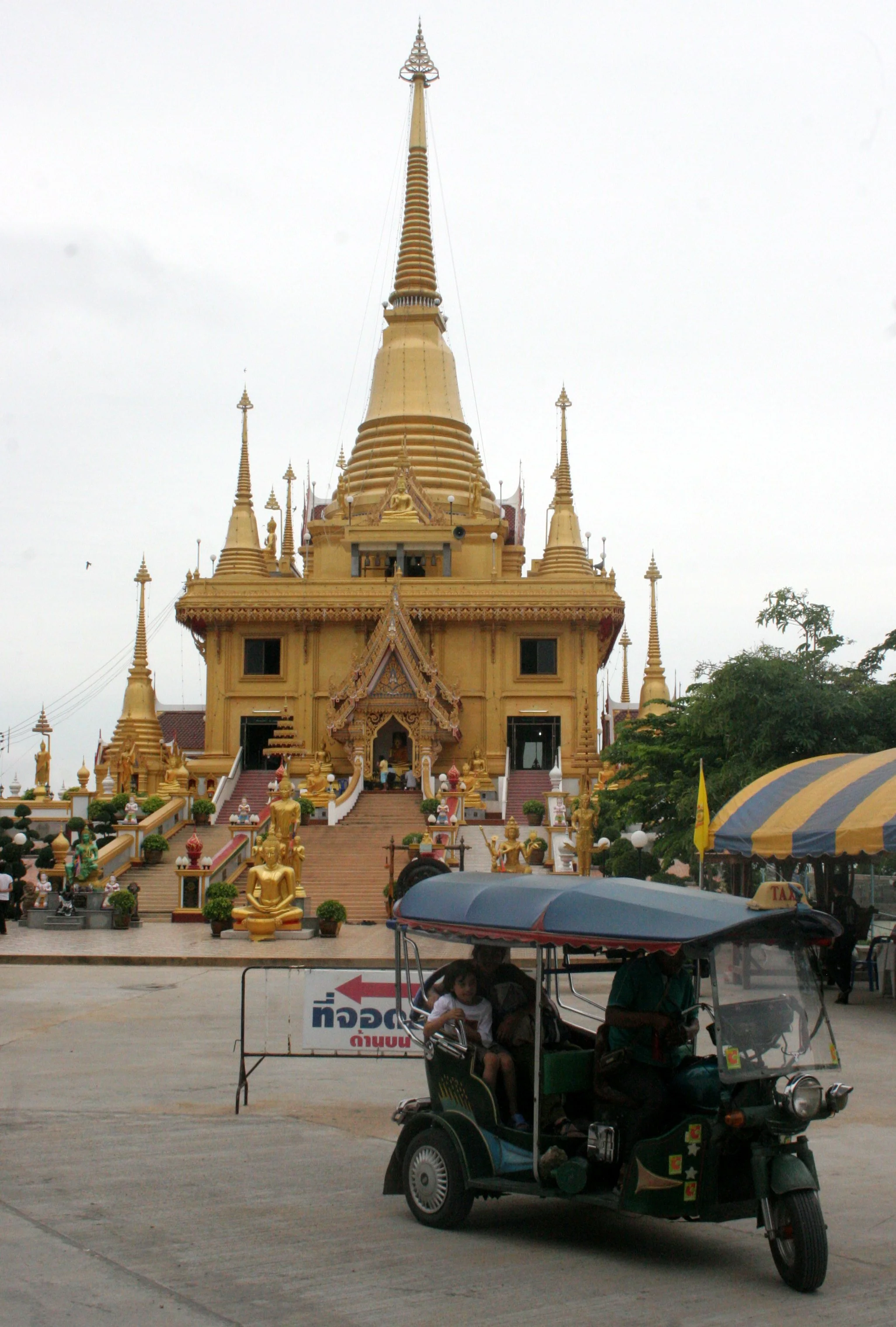 BUENG BORAPHET THAILAND - NAKHON SAWAN THAILAND (20).JPG