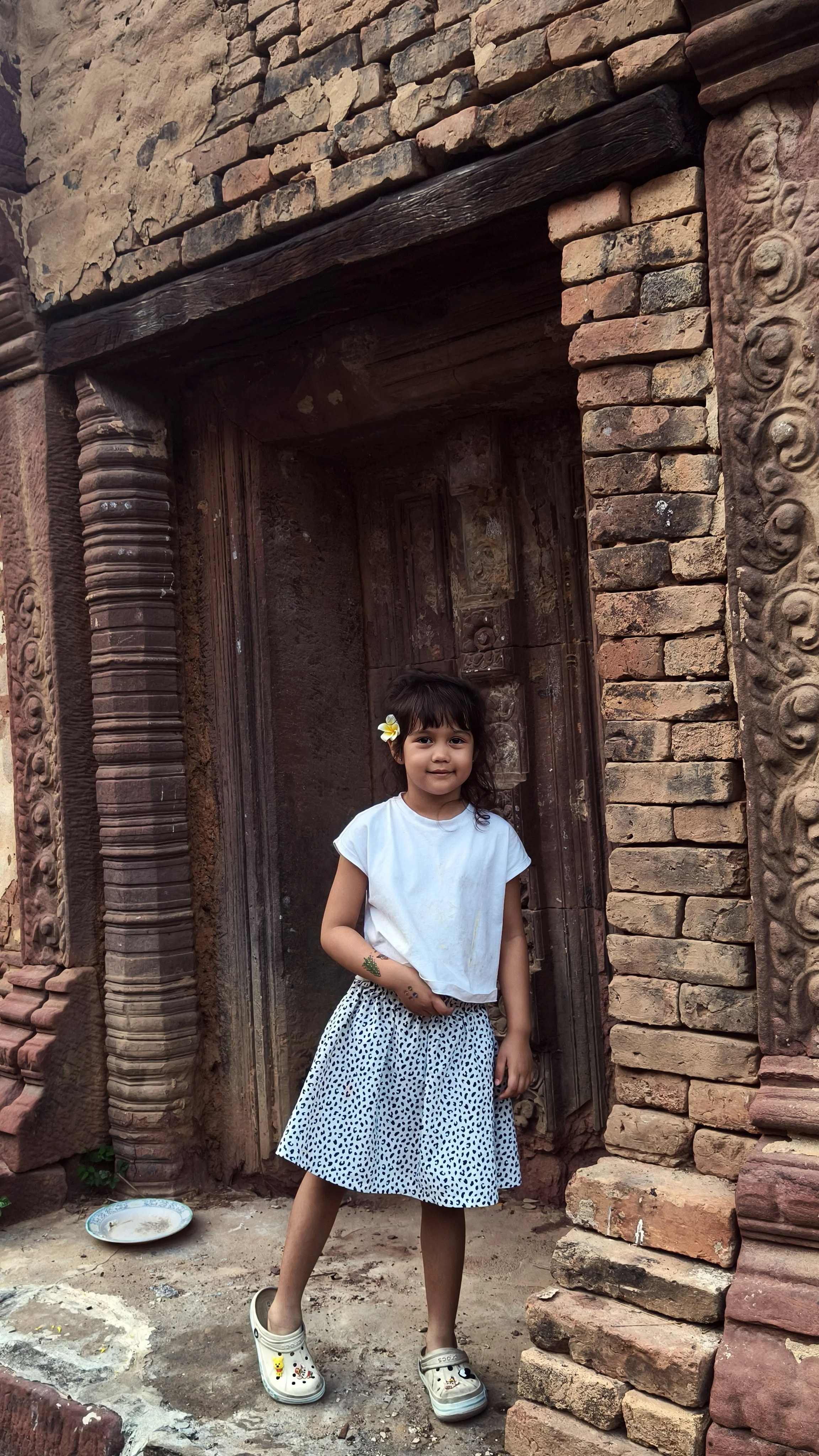 Wat Ku Phra Kona - Roi Et (41).jpg