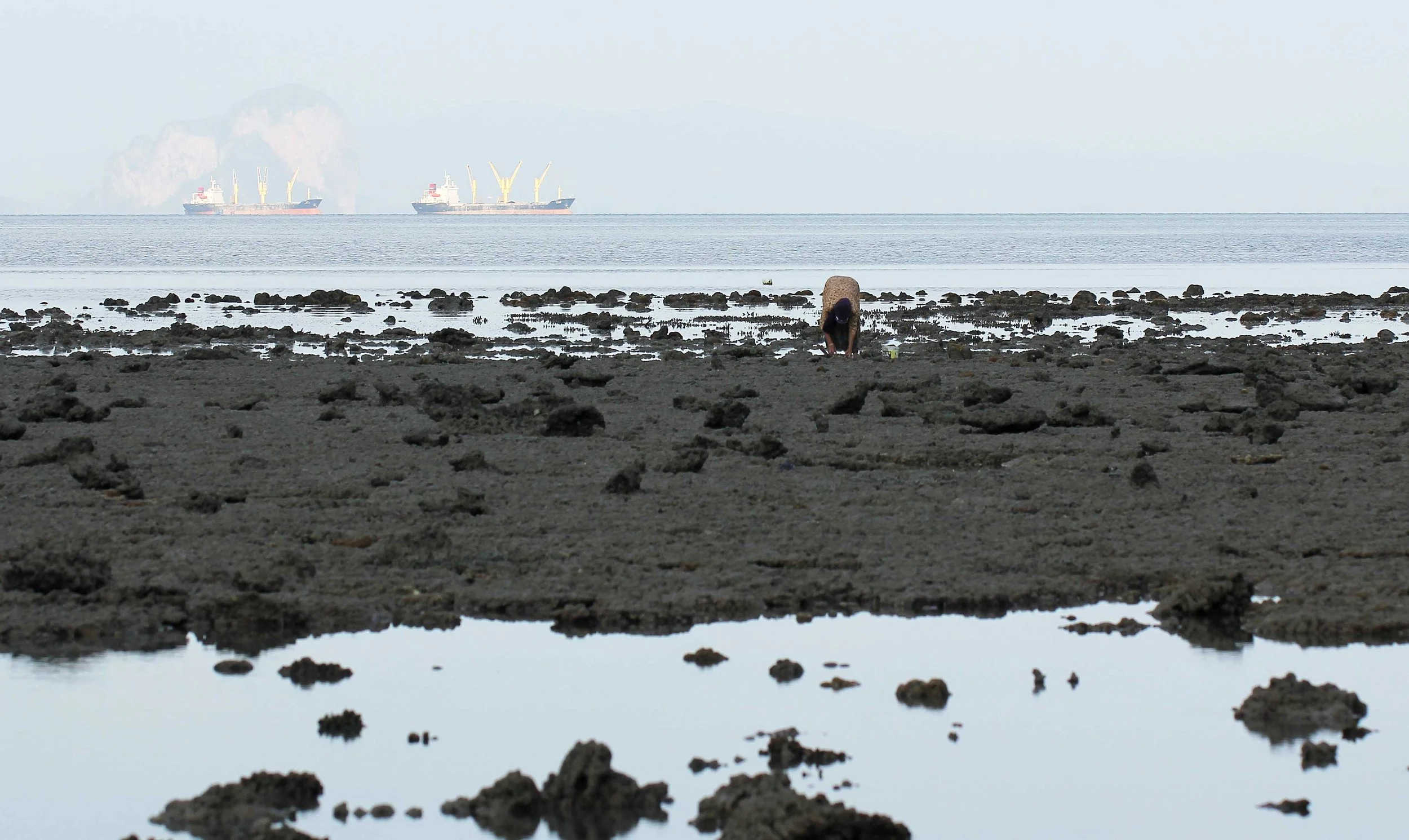 2015 Koh Lanta Songkran with friends from ISB (591).JPG