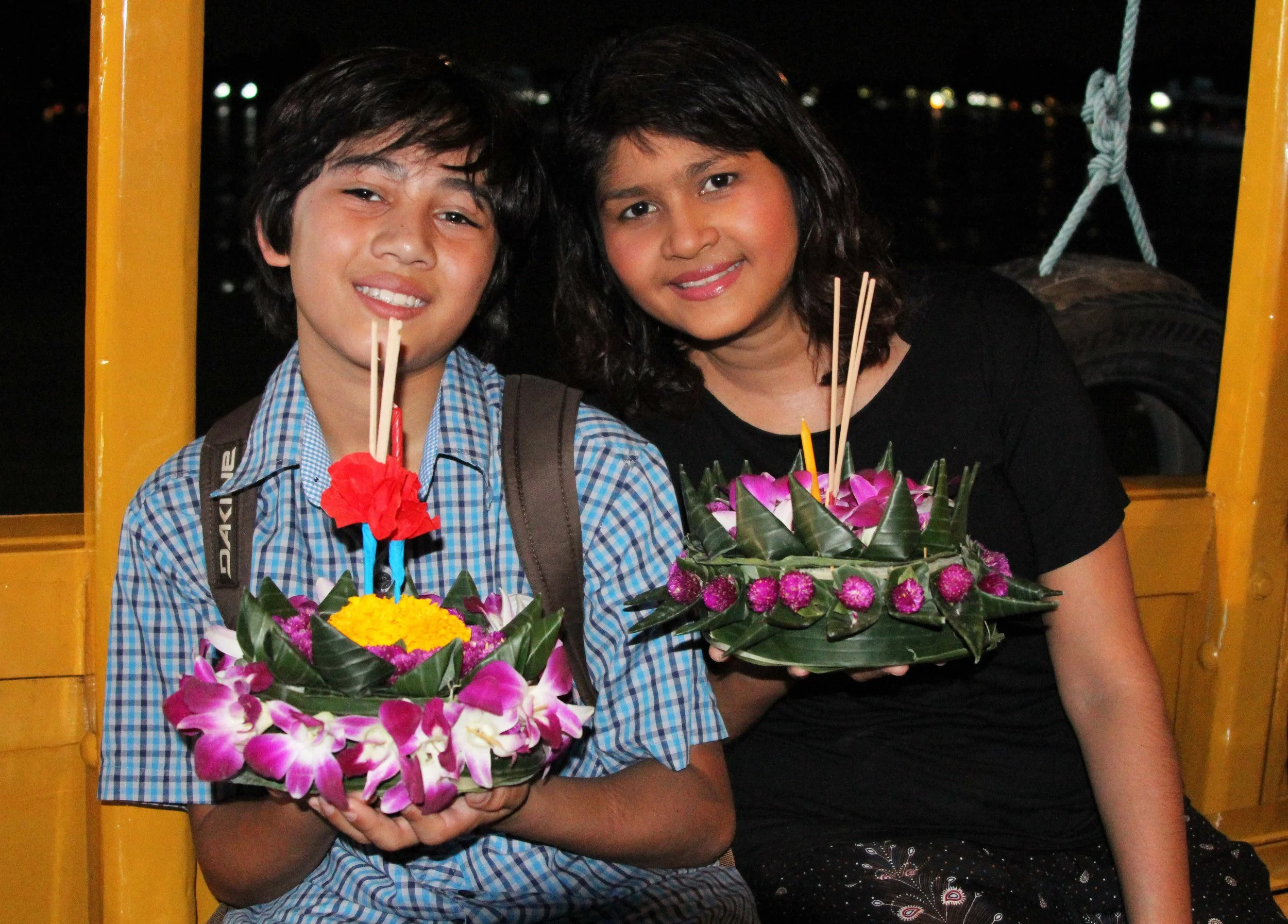 2013 Loy Krathong in Bangkok (33).JPG