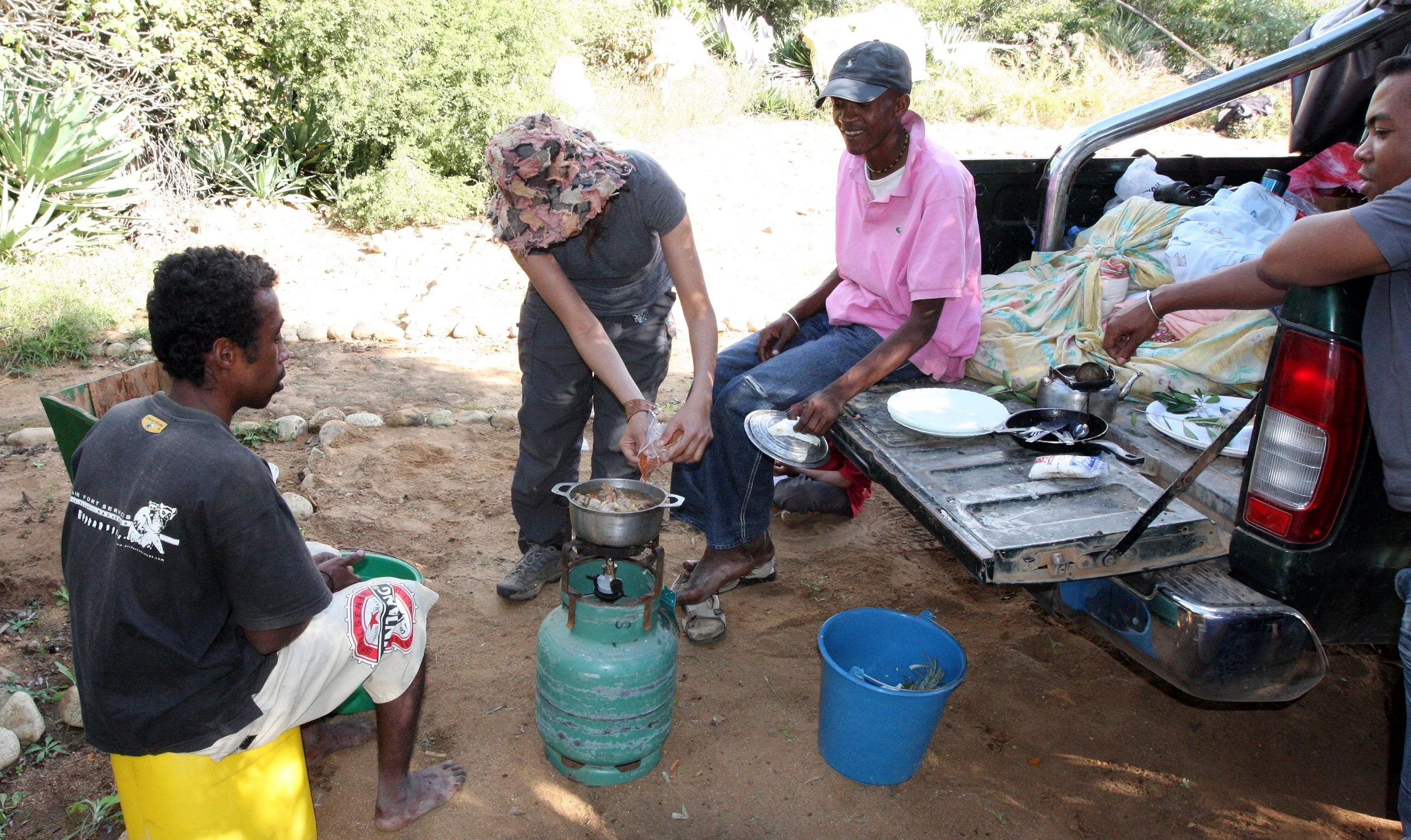 ANDOHAHELA NATIONAL PARK MADGASCAR - PICNIC ON THE RIVER (16).JPG