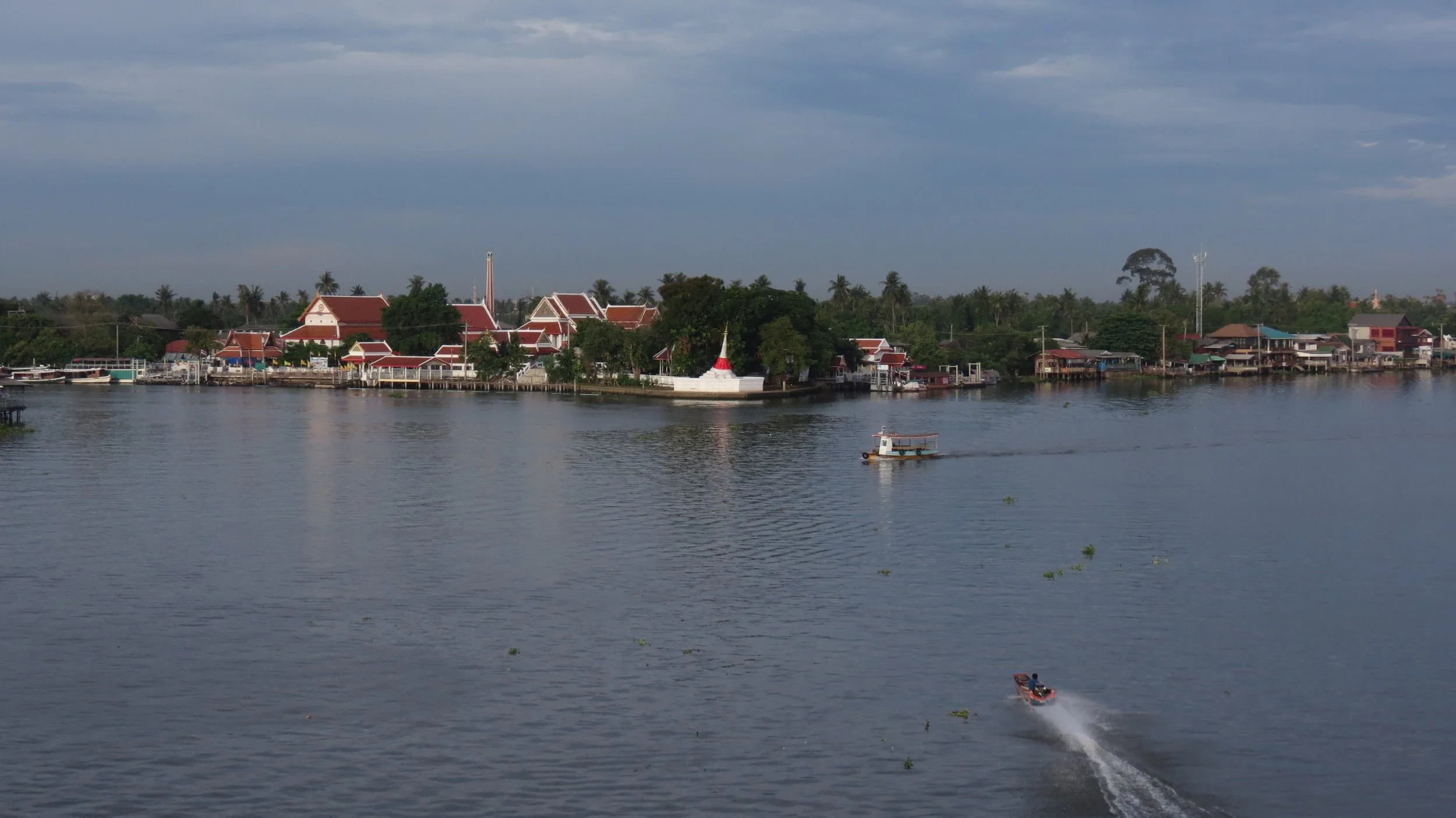 2014 Koh Kret Nonthaburi from Pakkret Bridge (2).JPG