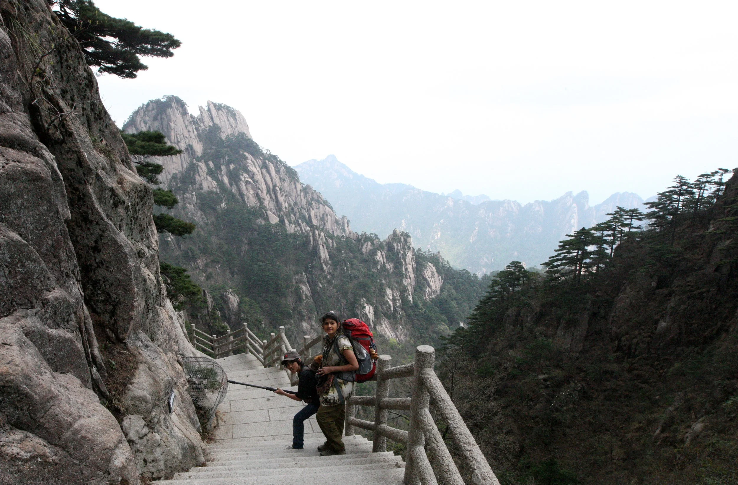 HUANGSHAN NATIONAL PARK ANHUI PROVINCE CHINA (21).JPG