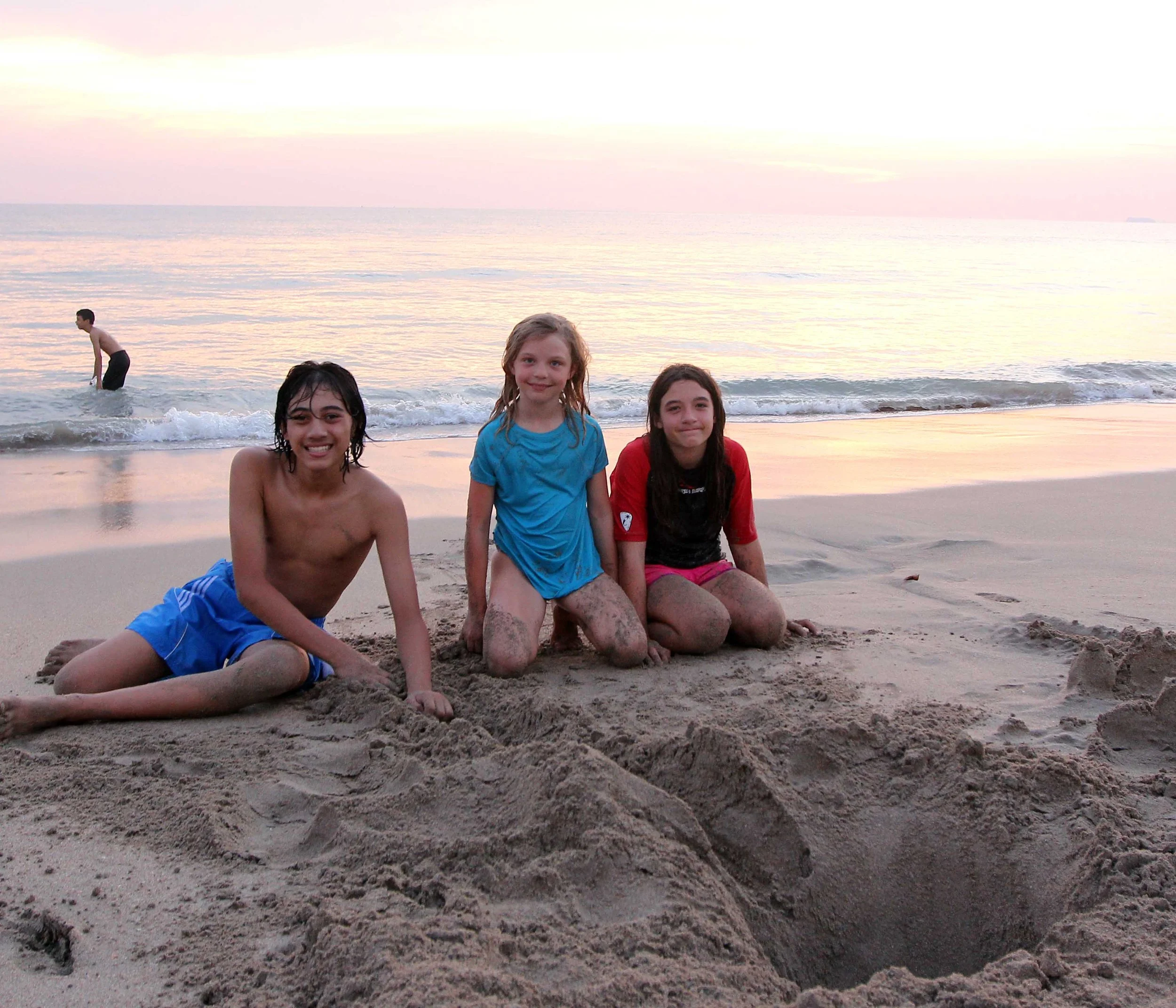 2015 Koh Lanta Songkran with friends from ISB (515).JPG